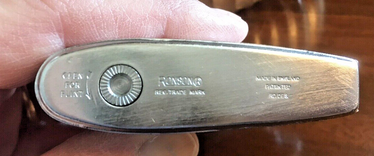 Vintage Ronson Silver Plated Tabletop Cigarette Lighter England (No Wick/Fluid)