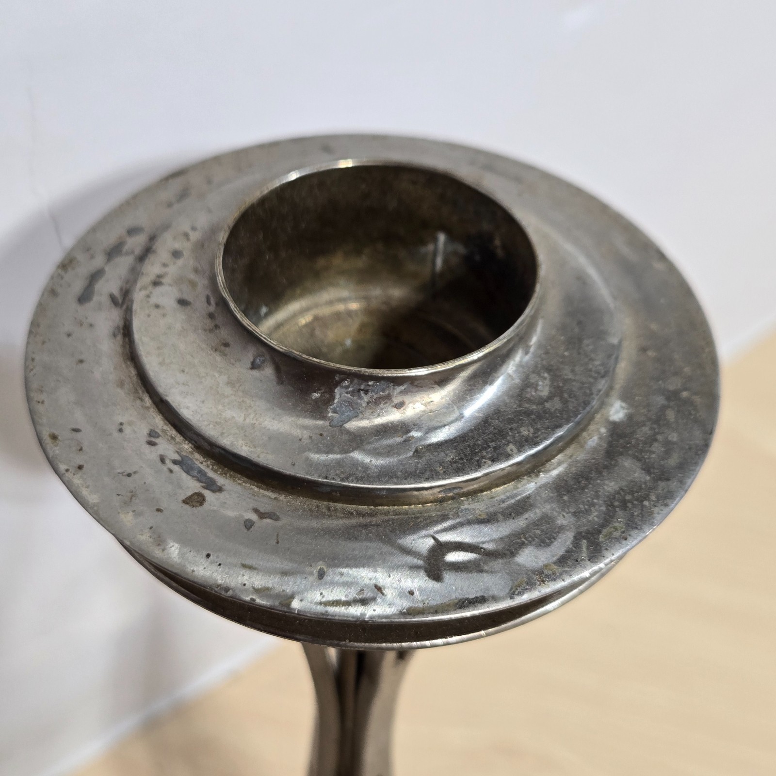 Vintage Seattle World’s Fair Space Needle Seattle Table – Lighter Missing