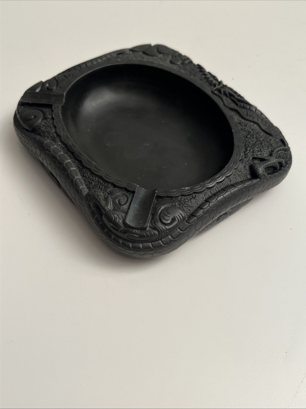 Vintage Heavy Chinese Asian Carved Black Slate Lava? Dragon Ashtray L@@k!