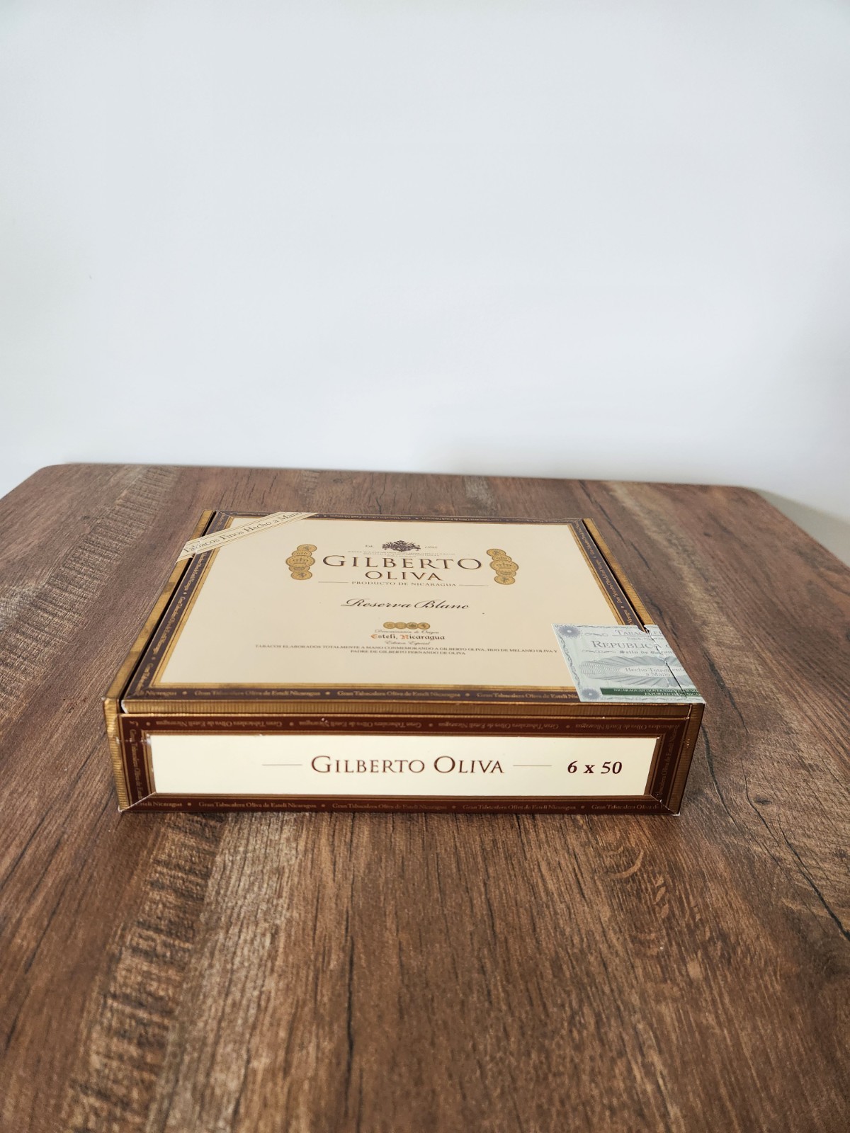 Oliva Cigars Gilberto Oliva 6×50 Empty Wooden Cigar Box 8⅜x6¾x2