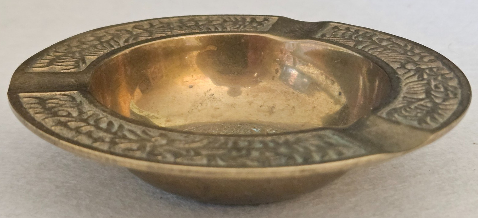 VTG 1970s MCM Indian Solid Brass Floral Pattern Ashtray/Trinket Tray.