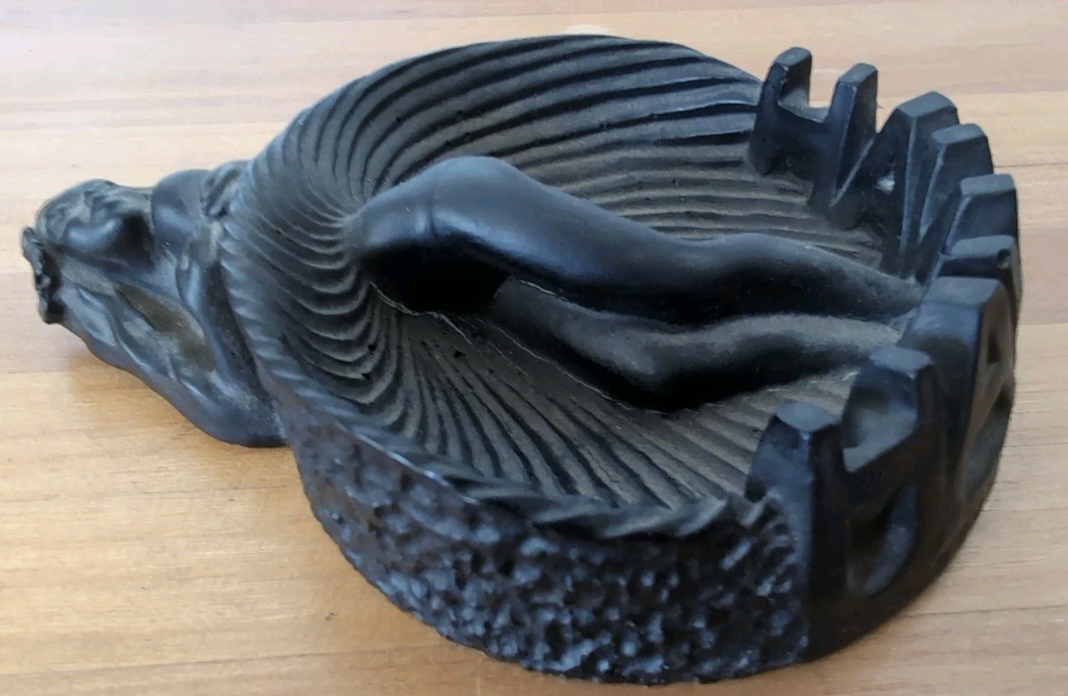 Hawaiian Hula Girl Ashtray Made with Hawaii lava 1974 (read sticker on back)