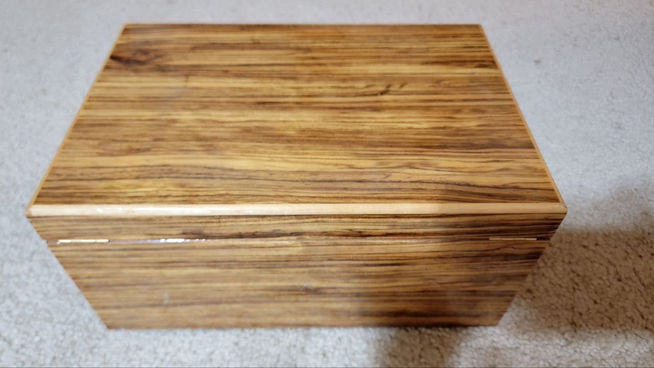 Daniel Marshall Ambiente Humidor for Cigar Zebrawood Edition