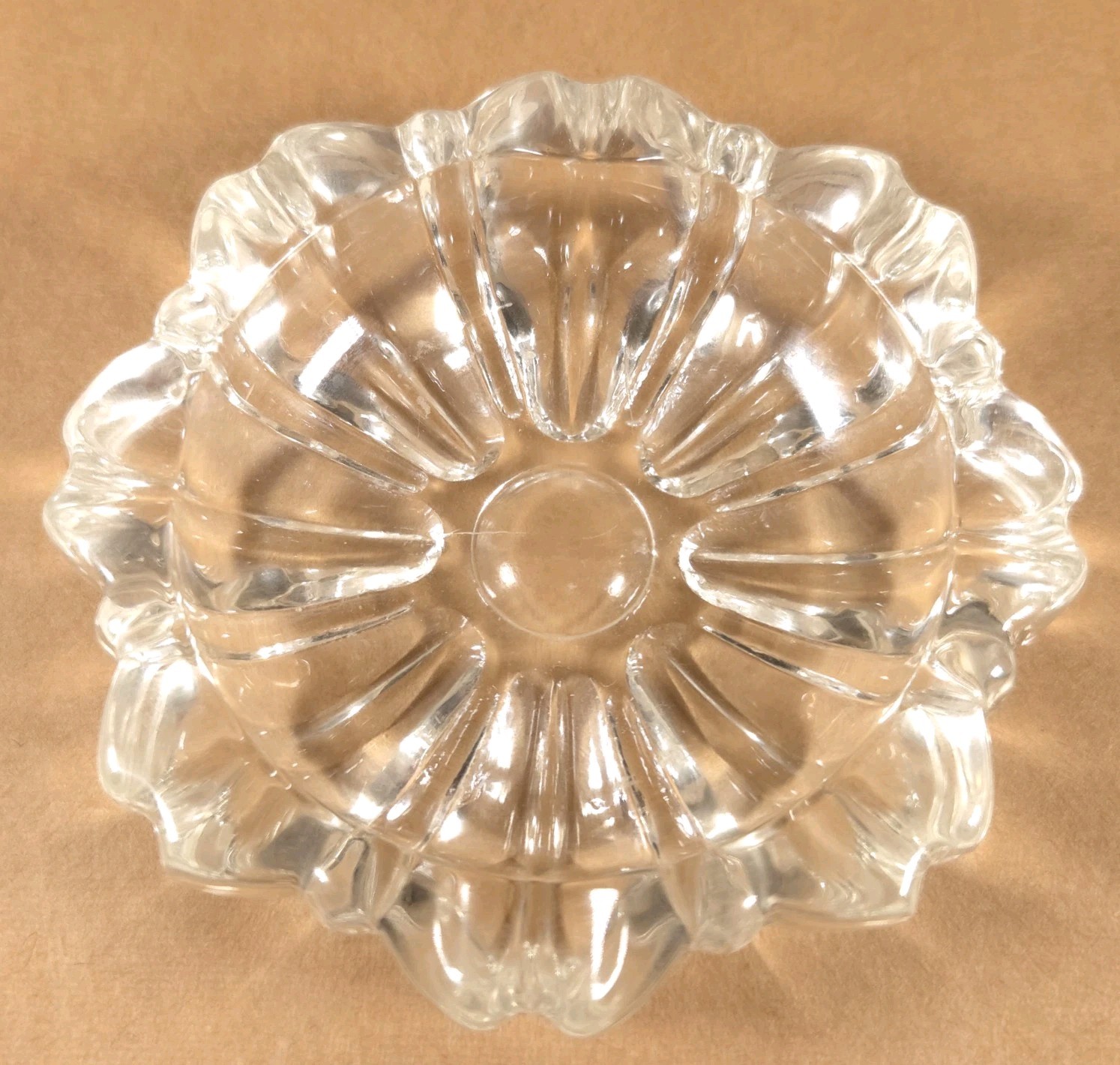 Vintage 3 Hazel Atlas Nesting Ashtrays Clear Glass Fluted Daisy Flower Shaped