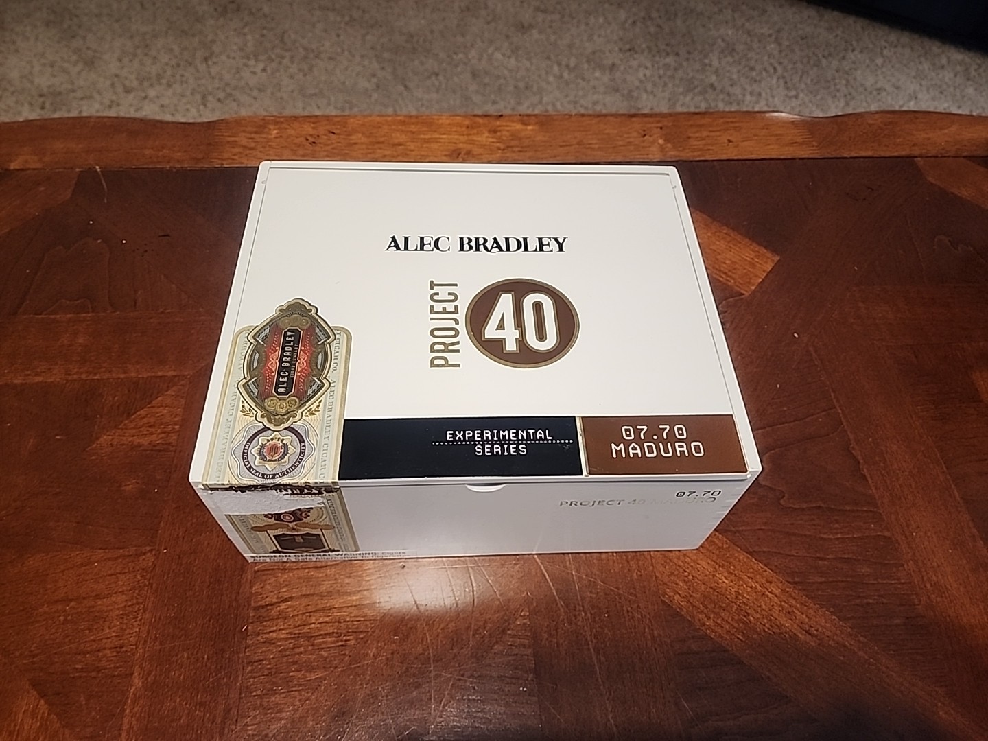 Alec Bradley Project 40 Maduro 7×70 Empty Wooden Cigar Box 9¼x7⅝x3⅞ Rare