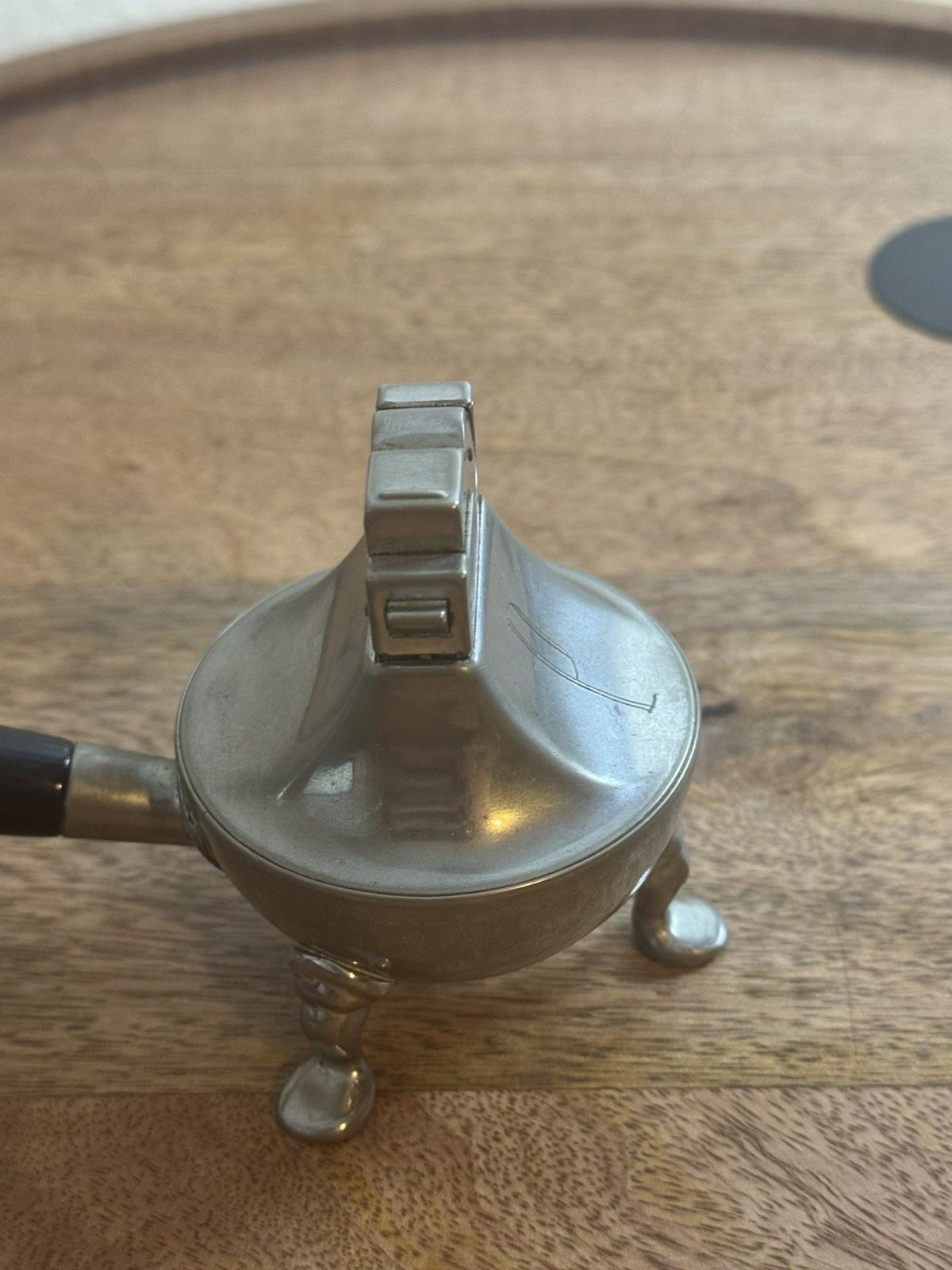 Vintage Lighter Footed Kettle Rhodium Finish Chrome Black Handle ASR 5″ X 3″ USA