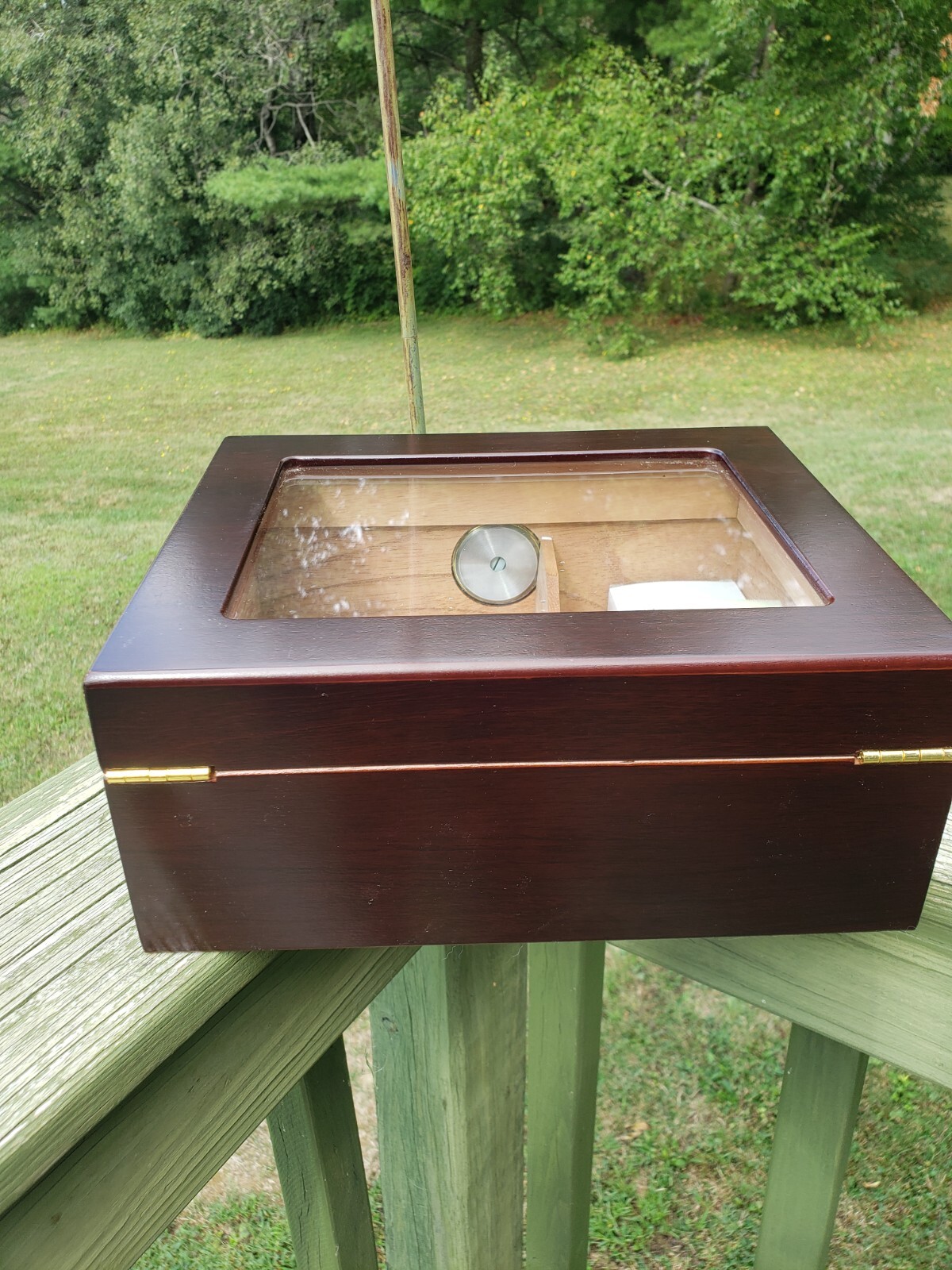 Humidor Supreme Glasstop Cedar Lined & Divider Cigar Humidifier Vietnam