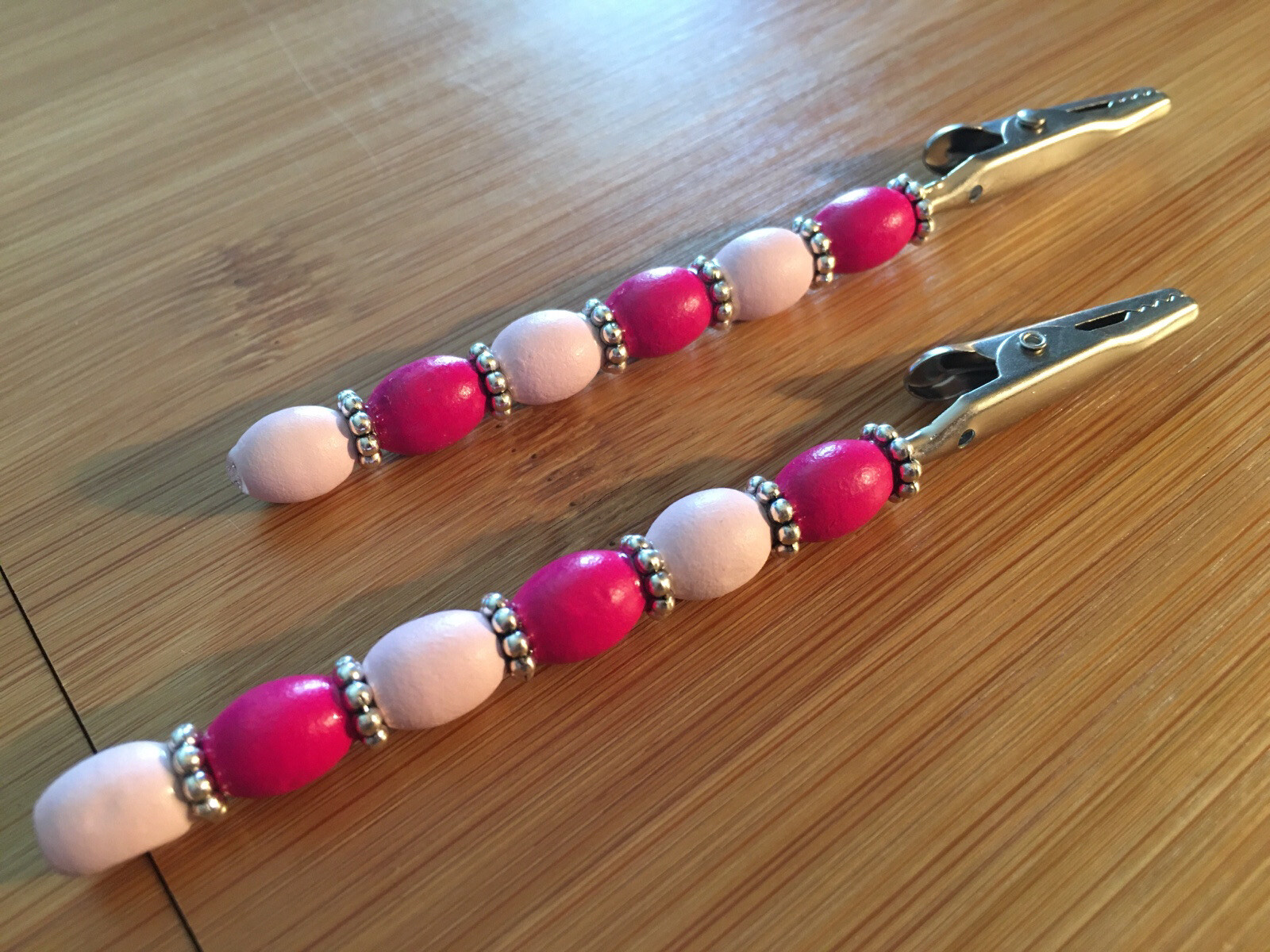 Bug’s Homemade Beaded Designer Roach Clip 4” Long – Pink/Silver