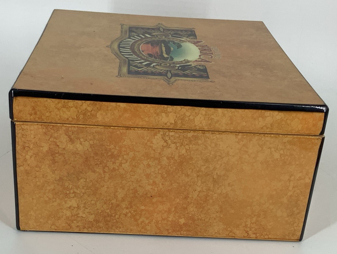 Vintage Don Lino Africa Kiboko Hippopotamus Hippo Lacquered Cigar Box Empty 3.5”