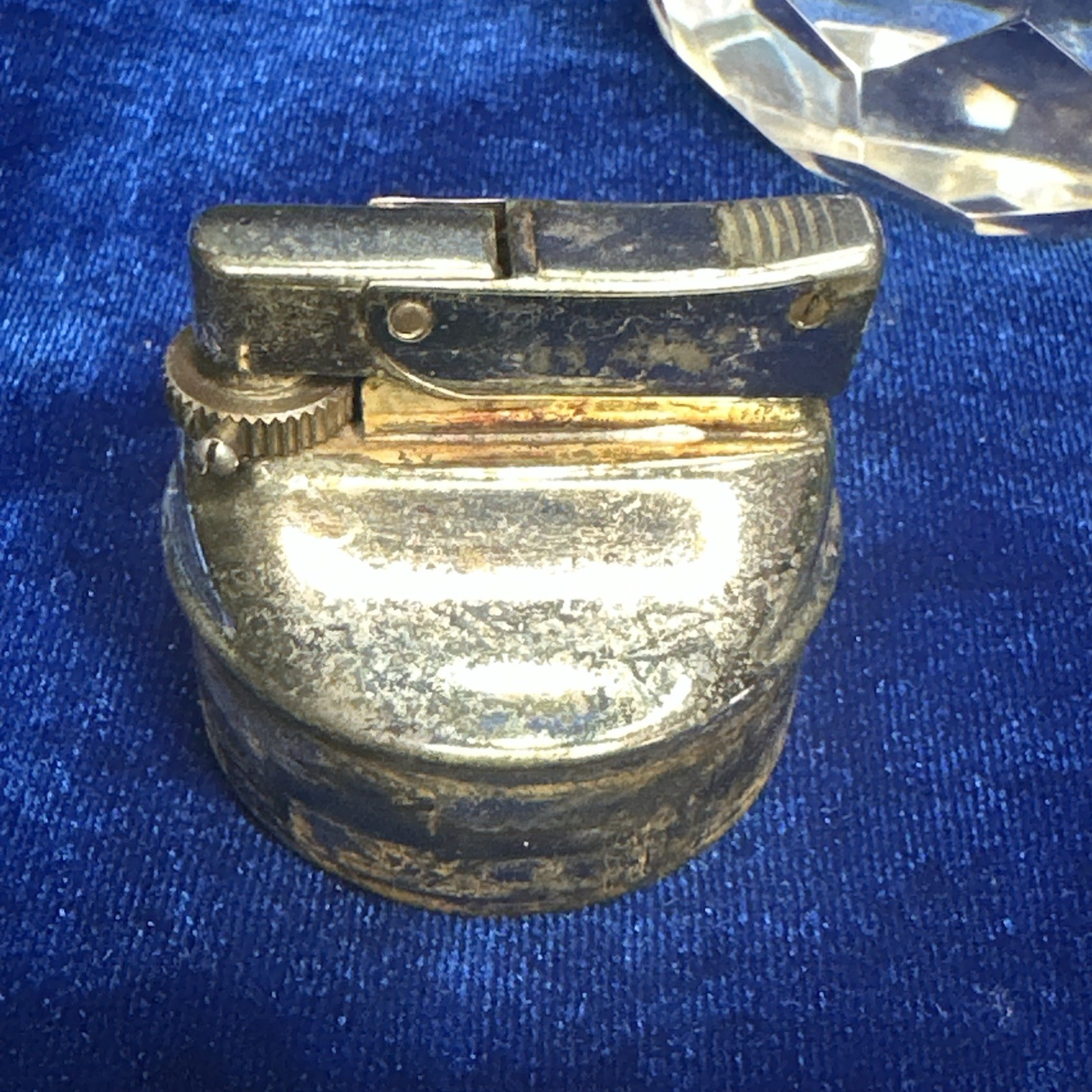 Vintage Heavy Clear Crystal Cut Glass Gas Table Lighter Chrome Top