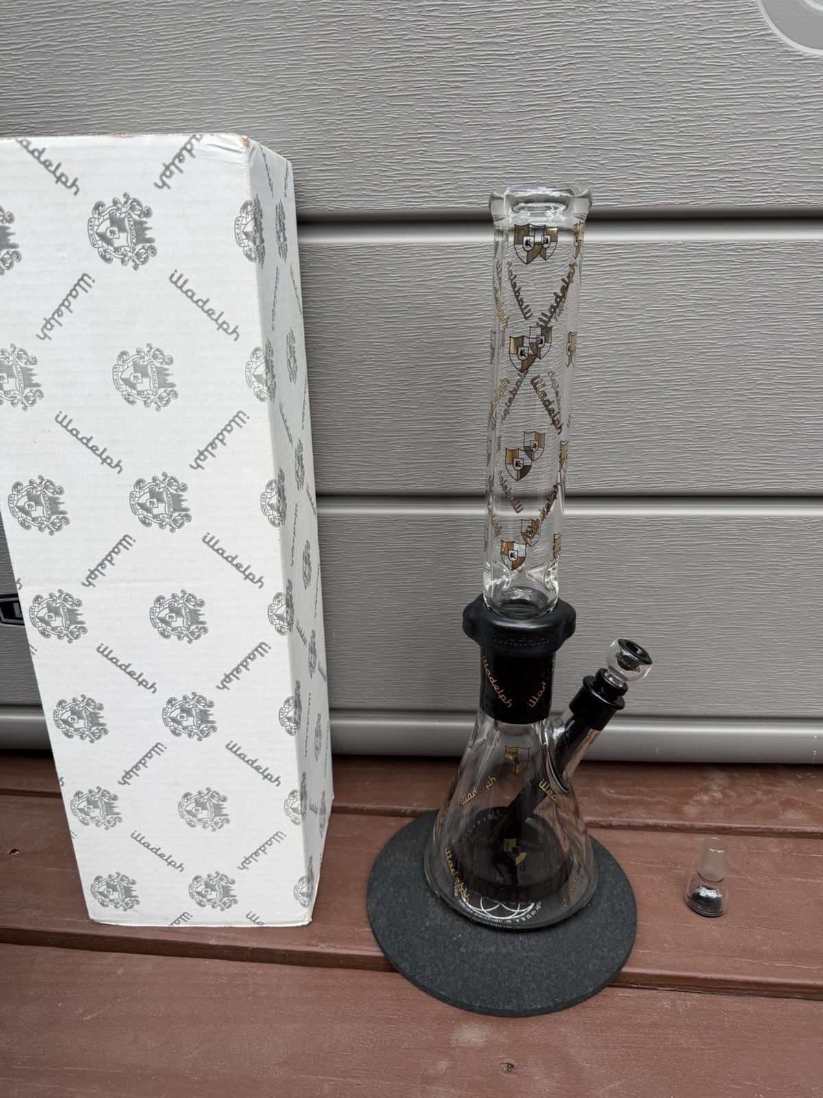 Illadelph AOP Collins Black And GOLD Glass Water pipe Sovereignty Toro Roor RARE