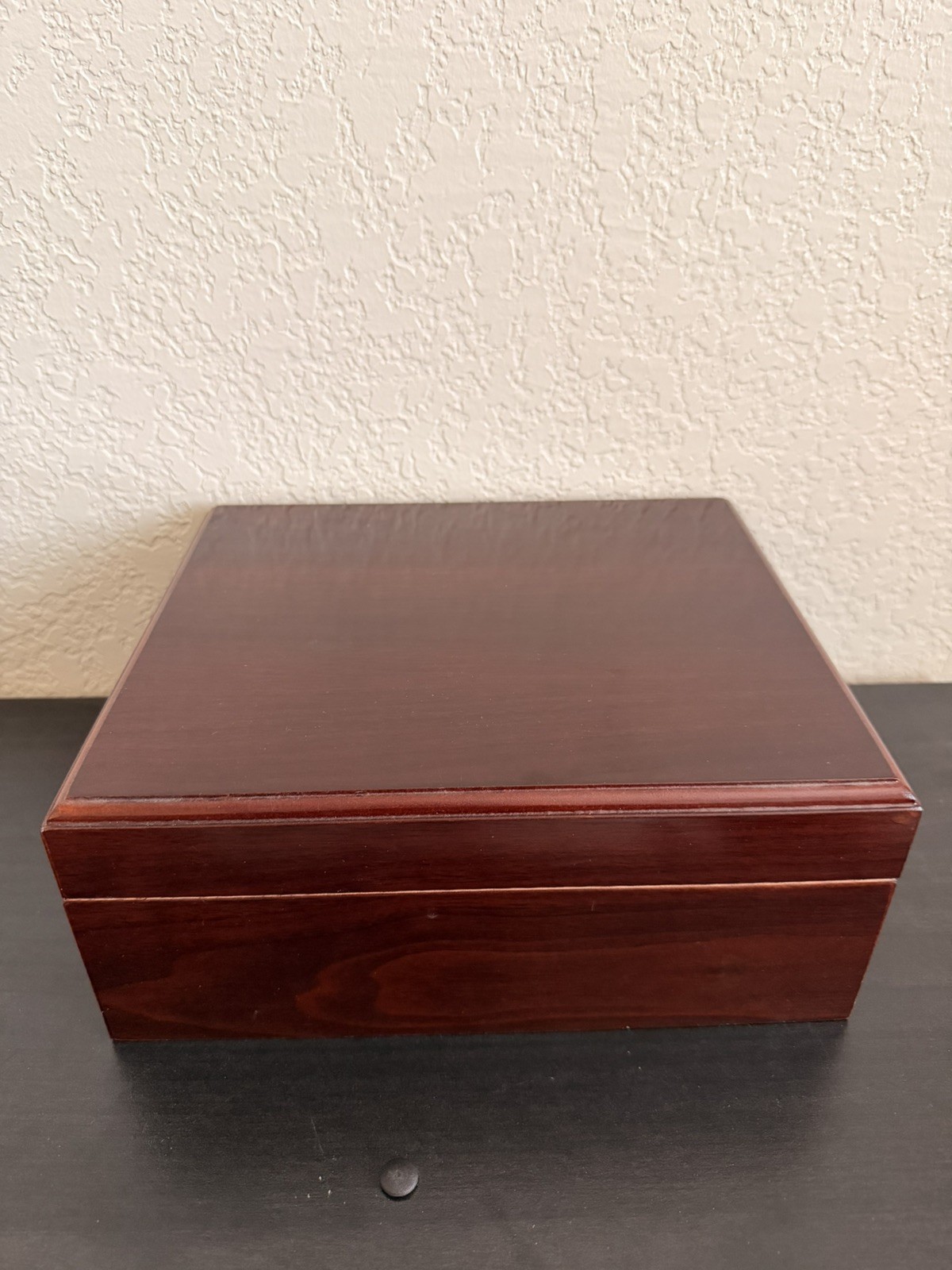 Quality Imports Cigar Humidor Box Case Mahogany Wood Luxury Men Classic EUC