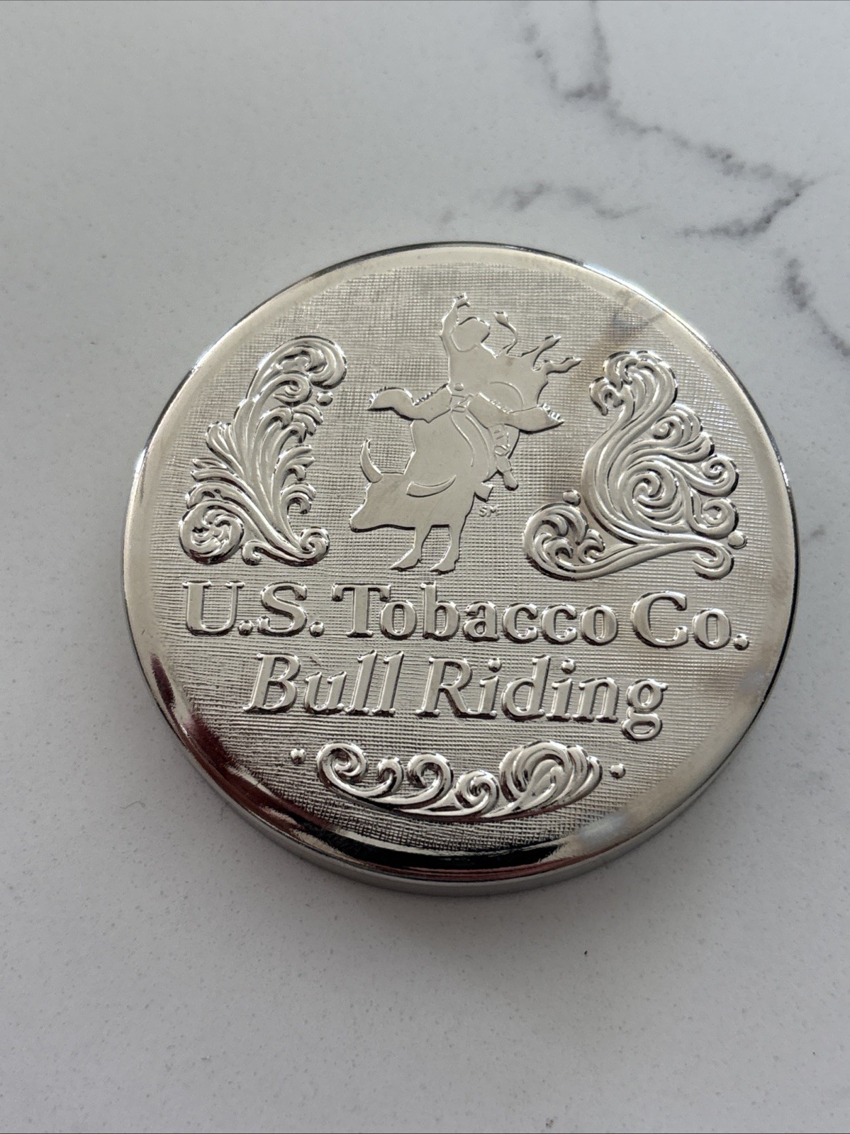 Copenhagen/SKOAL Pro Rodeo US Tobacco Co Bull Riding tin cover Lid Chew New