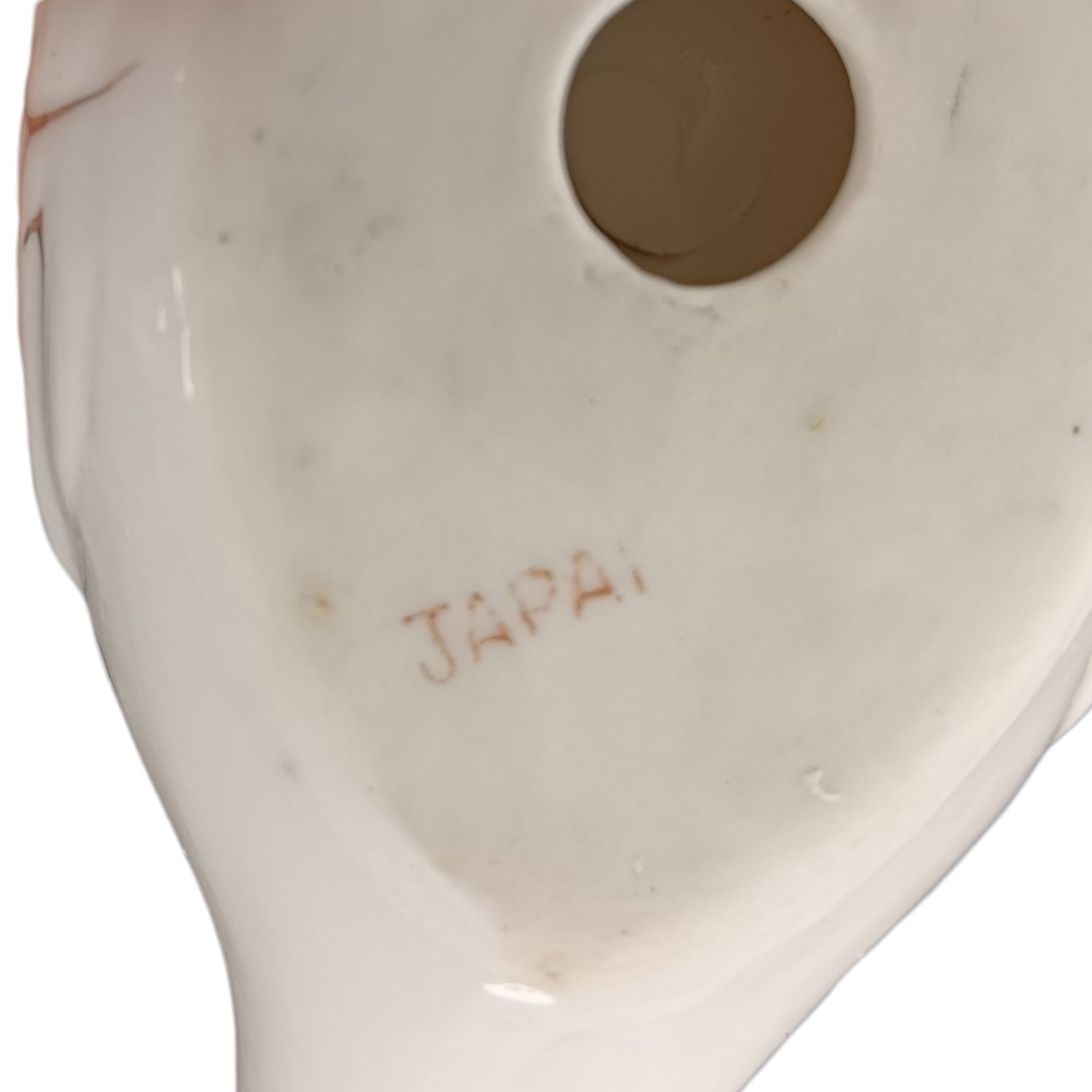 Vintage White Porcelain Swan Ashtray Trinket Dish Gold Trim Made In Japan 4″x2″