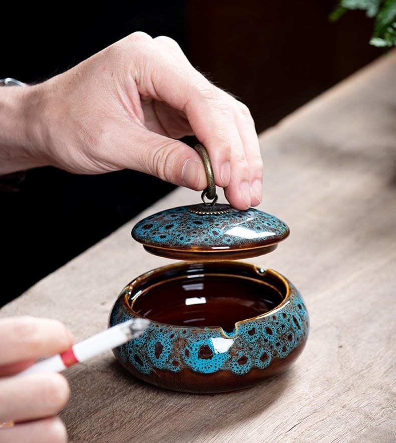 Handmade Ceramic Ashtray With Lids Windproof Ashtray Smokeless For Indoor Or