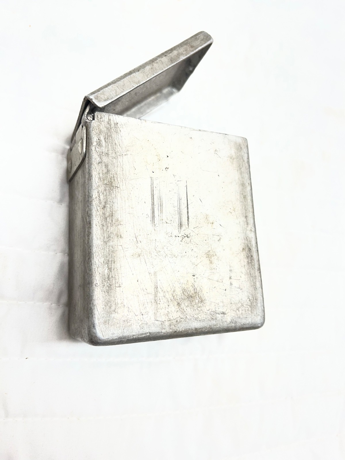 Antique aluminum hinged box – Vintage Cigarette case Match Safe? Military?