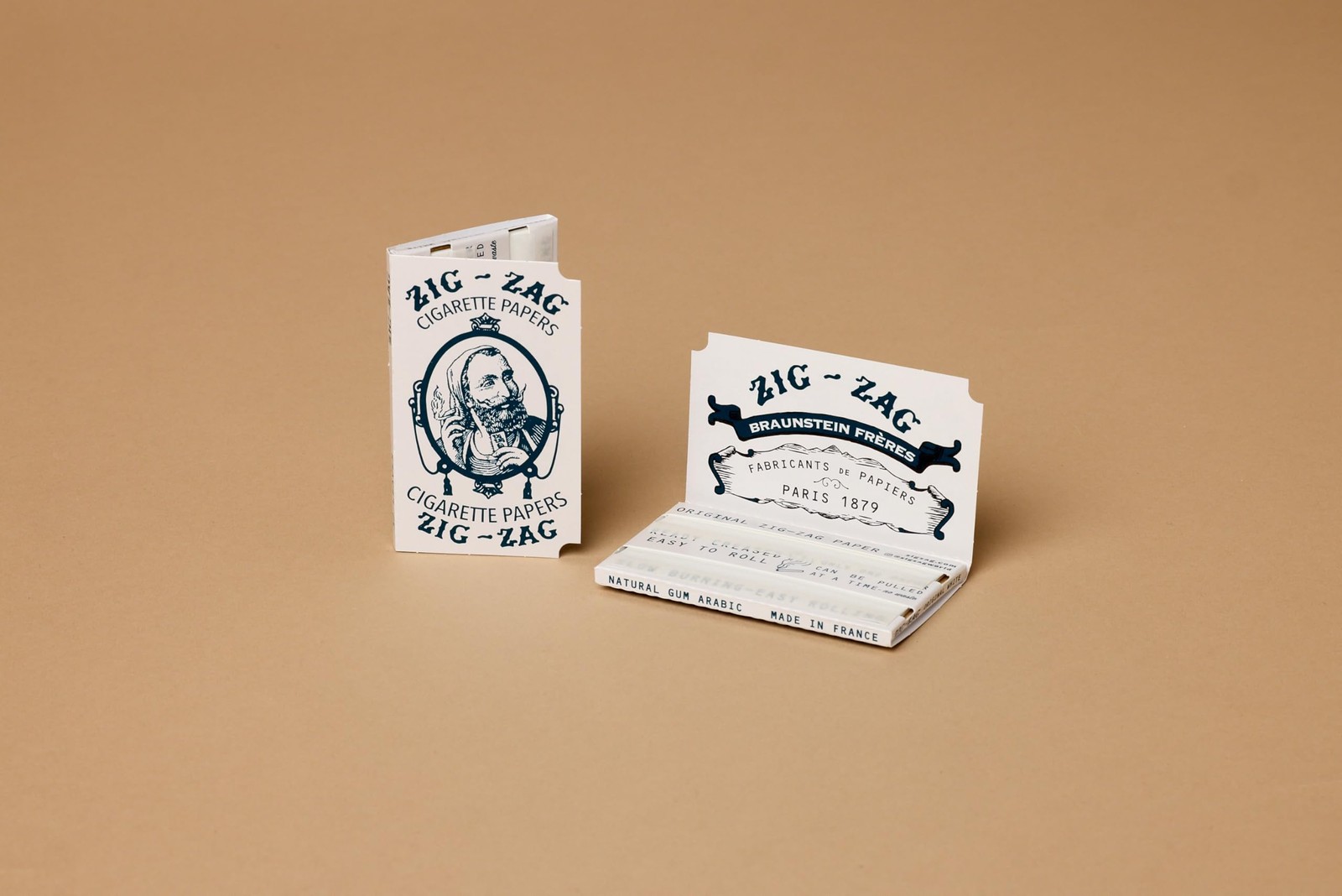 ZIG-ZAG Vintage Original White Rolling Papers, Slow Burning 24-Pack, Natural