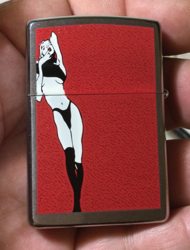 2000 Zippo “Babes Collection” lighter from the Playboy Art Archives series