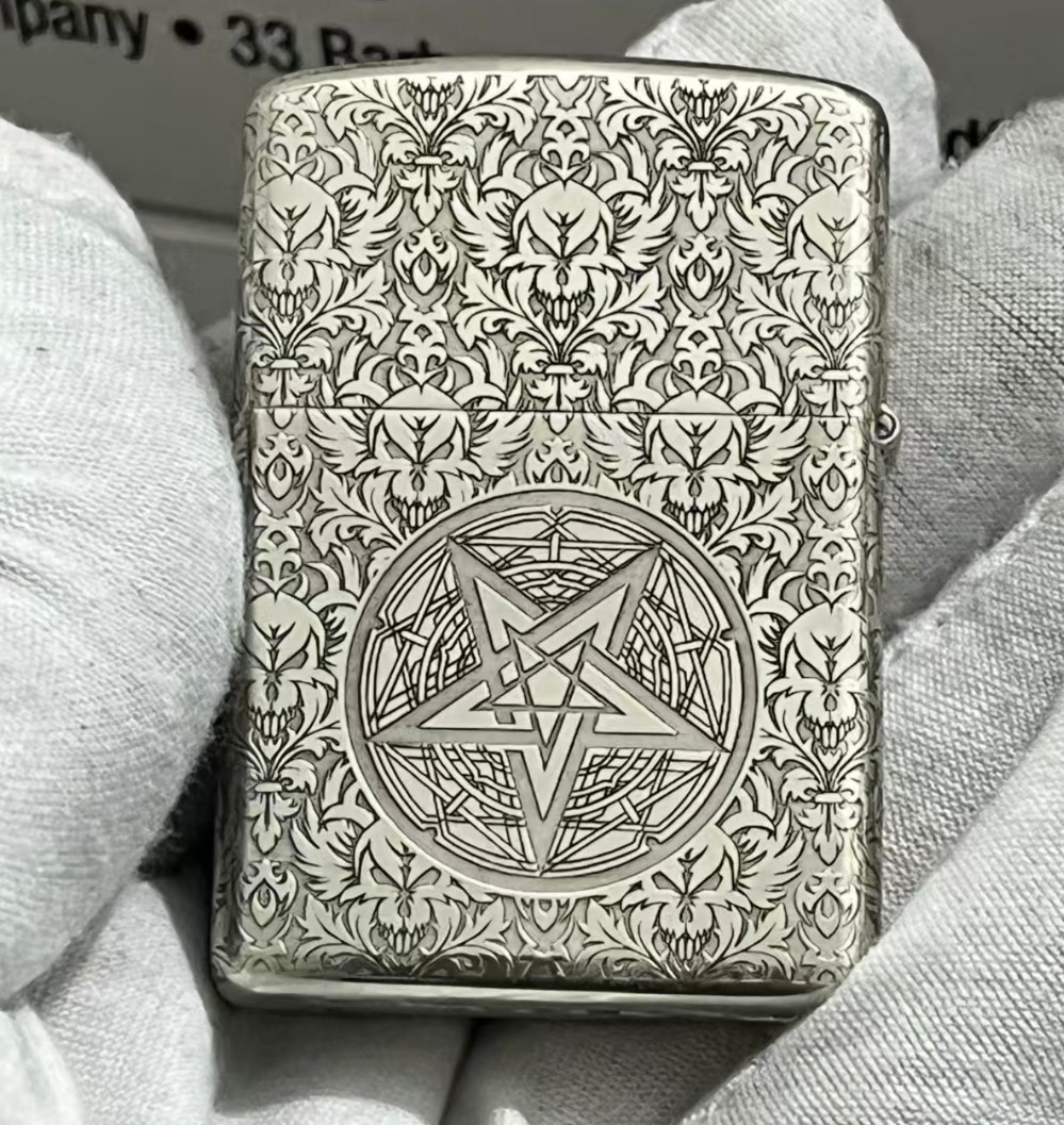 Zippo Lighter KING OF HELL SILVER BOX SILVER + New Box