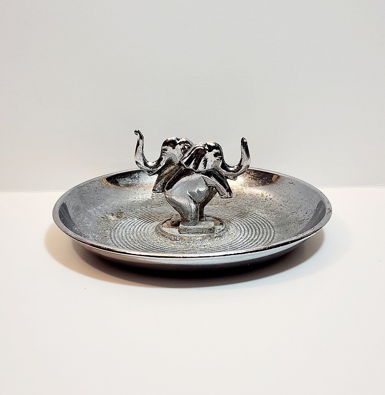 1960s Elephant Ashtray Hamilton Products NYC Vintage Metal 4.5 x 2″