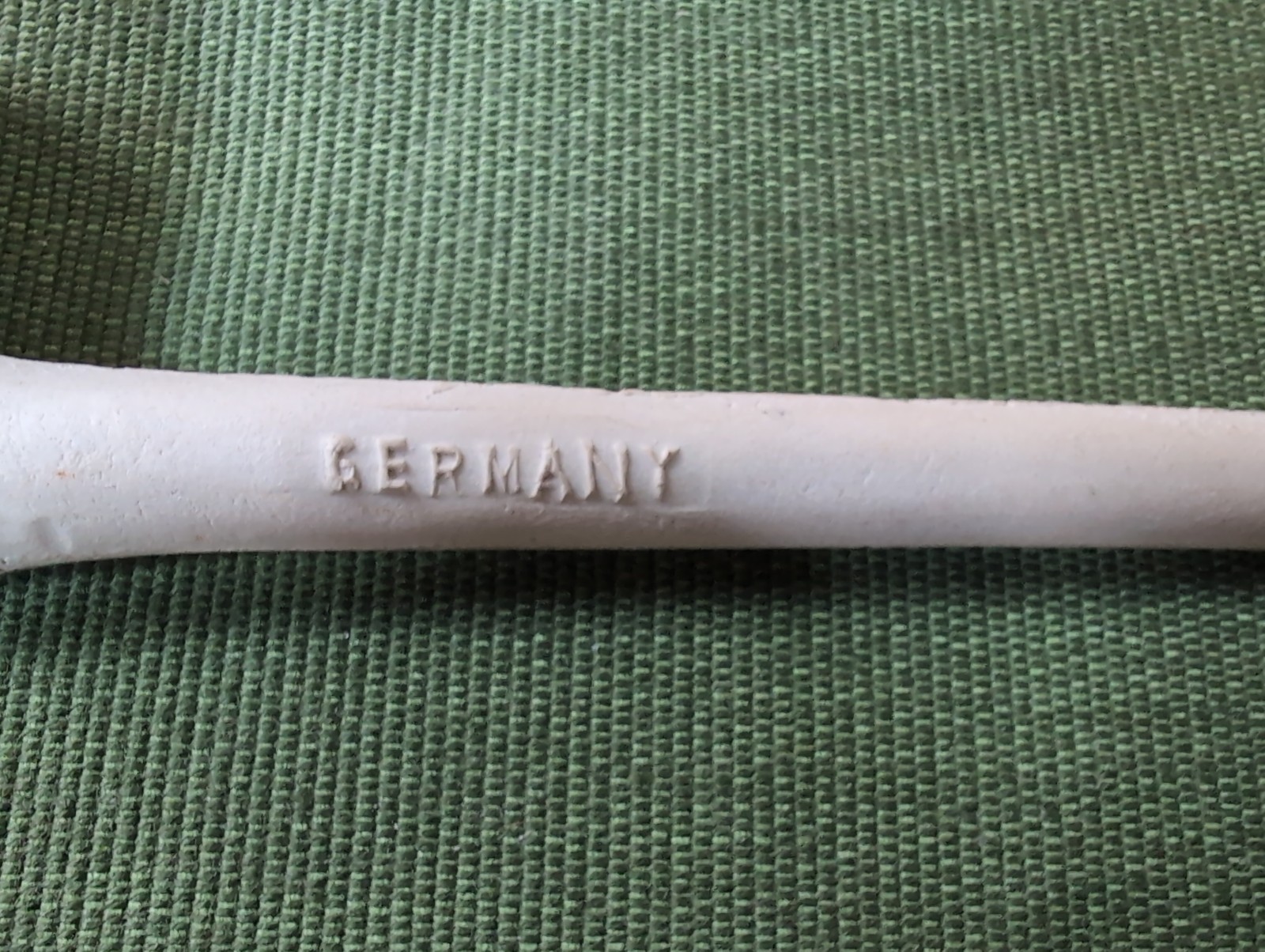 Vintage White Clay Pipe – Marked Germany – 6″ Long – Never Used