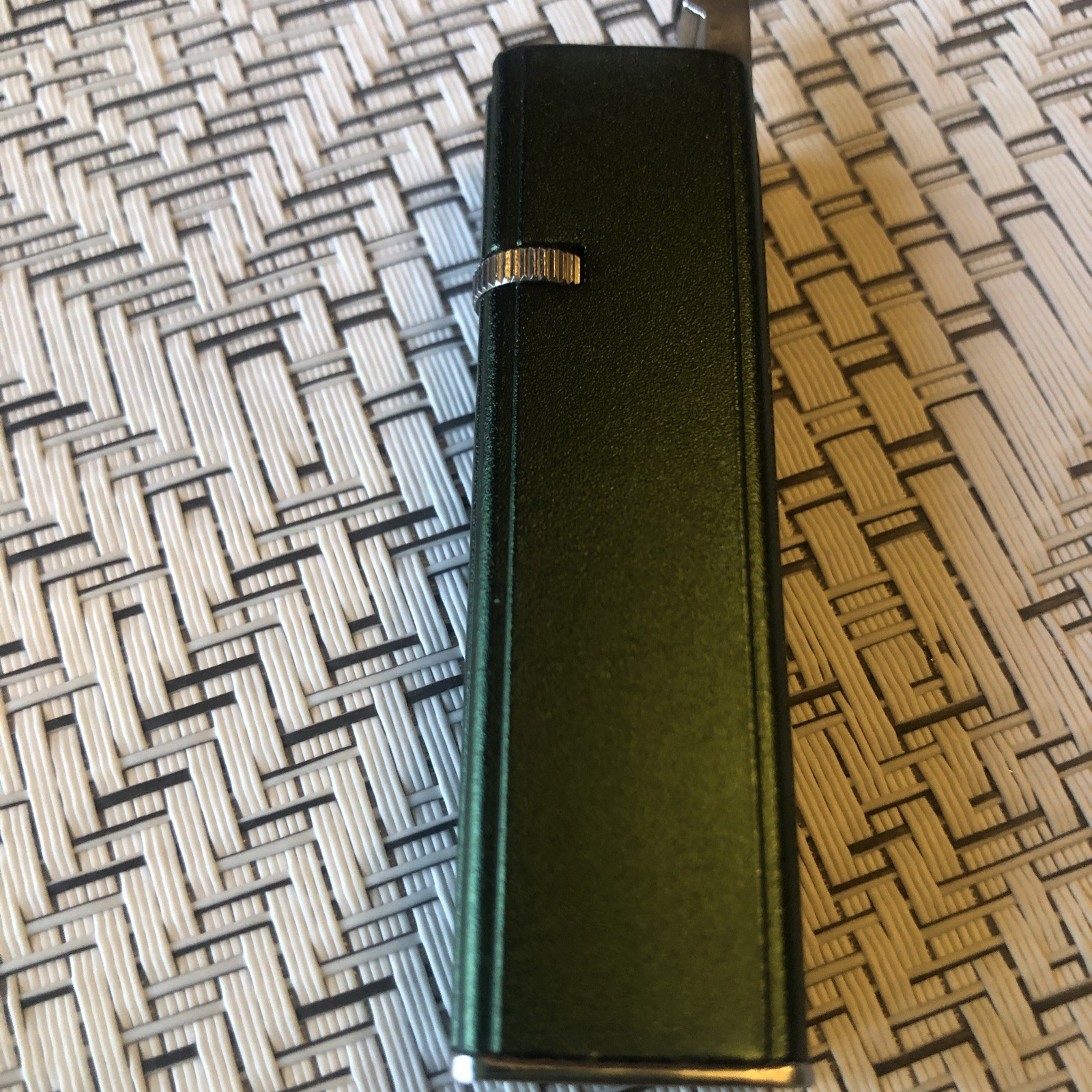 Vintage Green Japanese Four Star Refillable Butane Lighter …Needs Butane