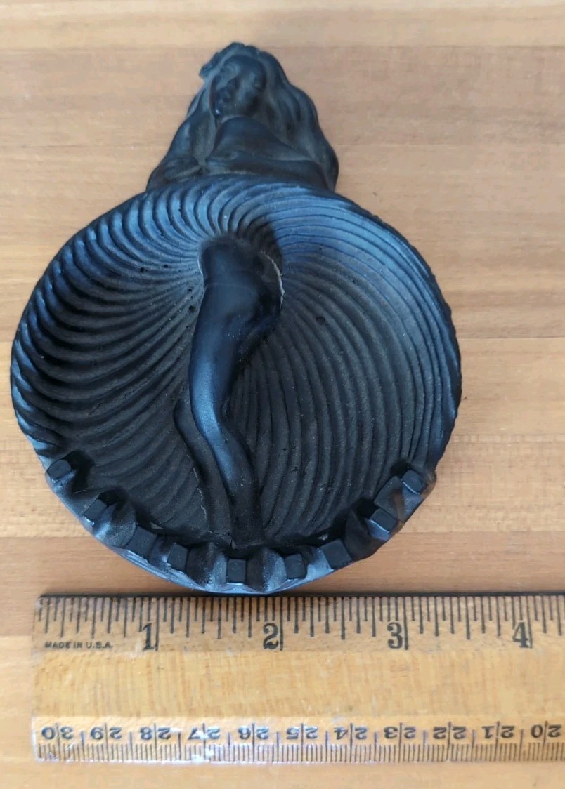 Hawaiian Hula Girl Ashtray Made with Hawaii lava 1974 (read sticker on back)
