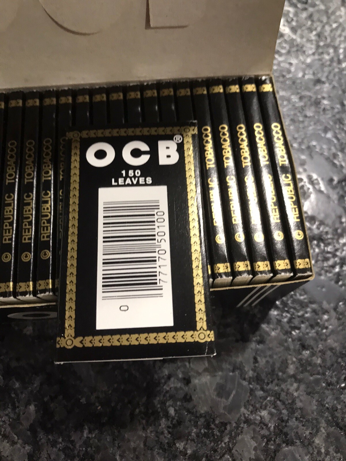 Vintage Box Of Republic Tobacco OCB Cigarette Rolling Papers Made In France (23)