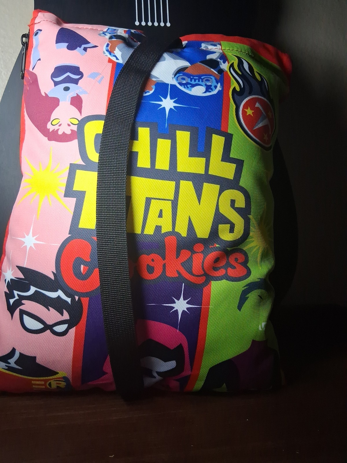 “Cookies” Chill Titans Water Pipe Bag