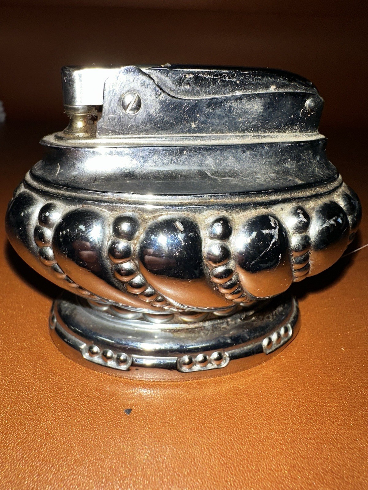Vintage Fancy Chrome Cigarette Tabletop Lighter 2