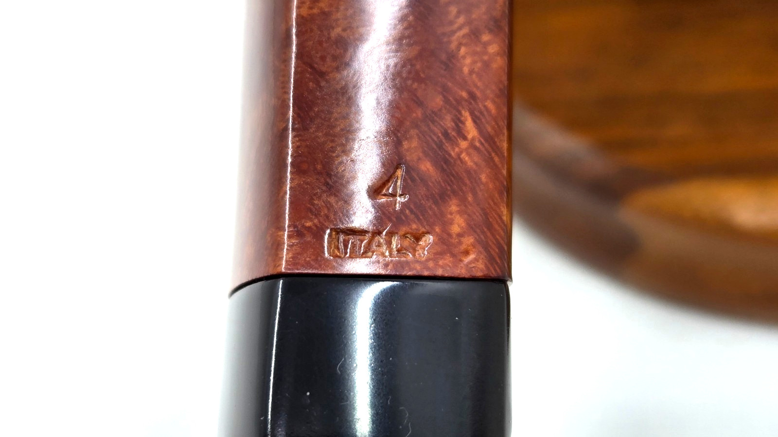 Savinelli Autograph (4) Smooth Bent Dublin Estate Pipe