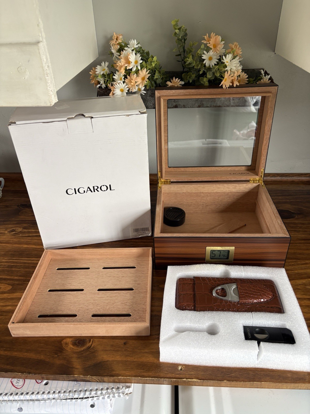 NEW Cigar Box Humidor w/Hygrometer & Accessories, Lighter, Cutter & More NIB