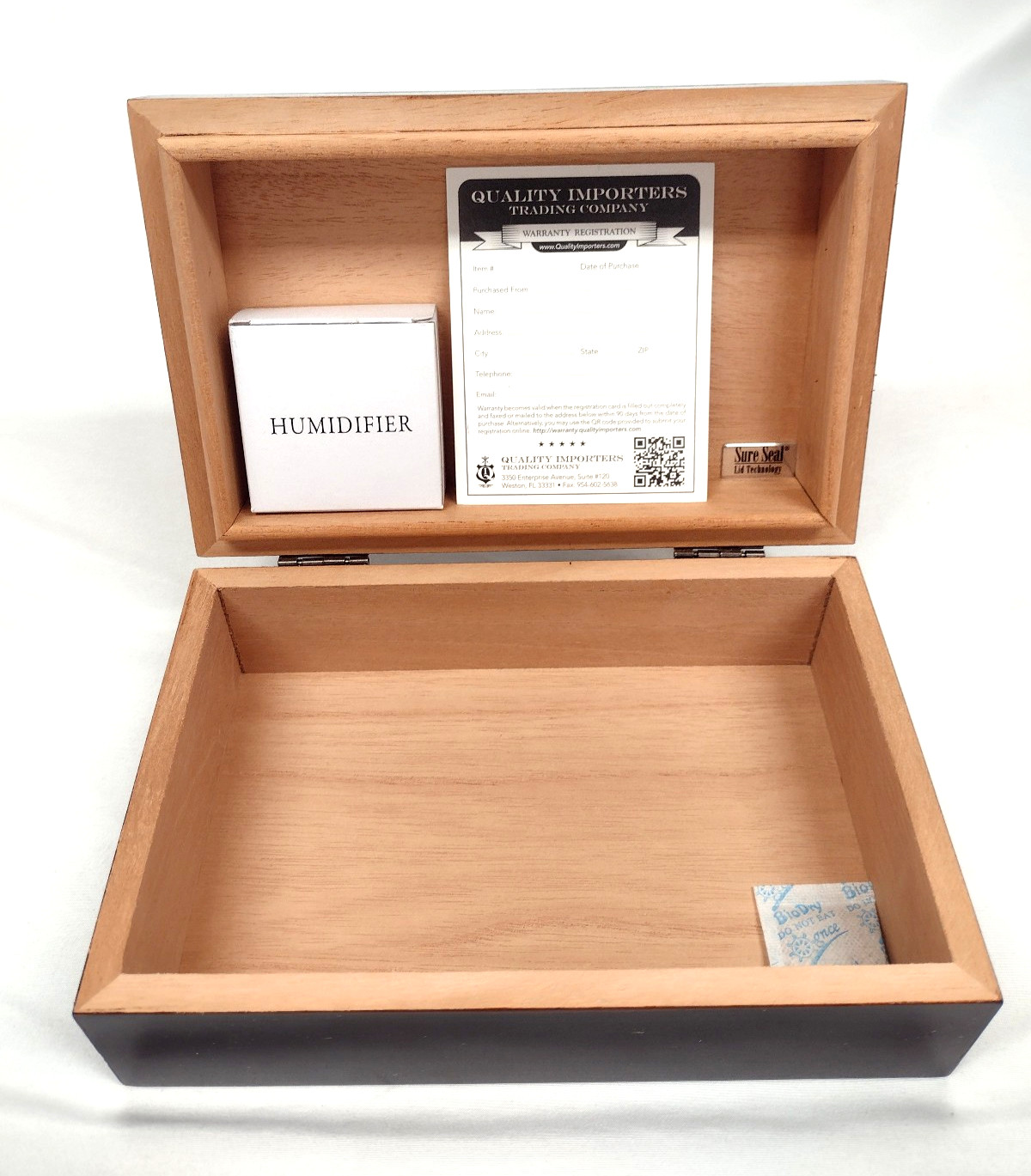 New Quality Importers Trading Company Humidor Light Cherry