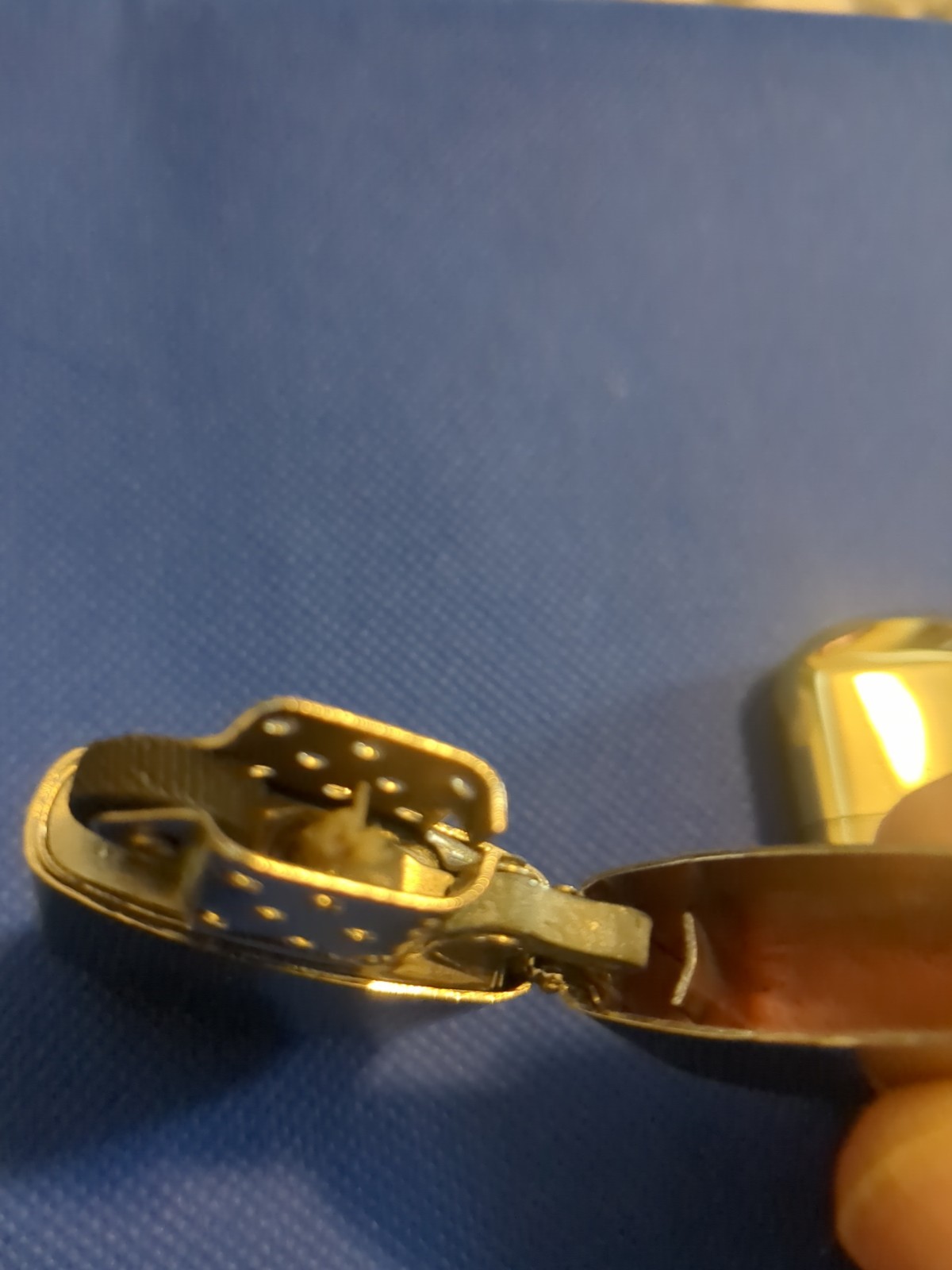 LOT OF 2 VINTAGE CAMEL BRANDED METAL FLINT LIGHTERS SILVER AND GOLD NEVER USED