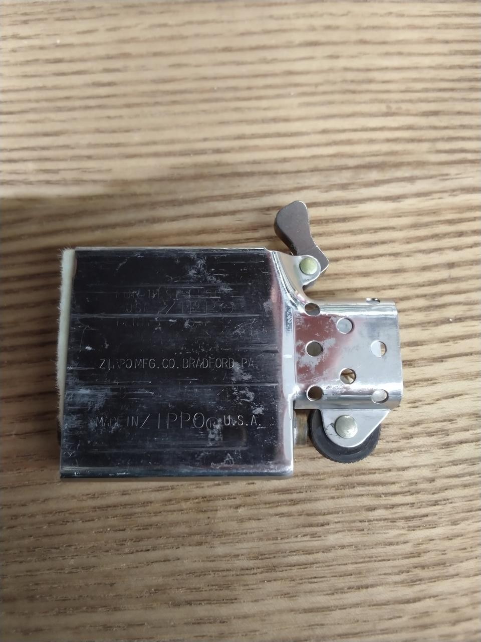 Vintage Zippo The Famous Zippo Guarantee Original 1932 Replica Out Hinge Lighter