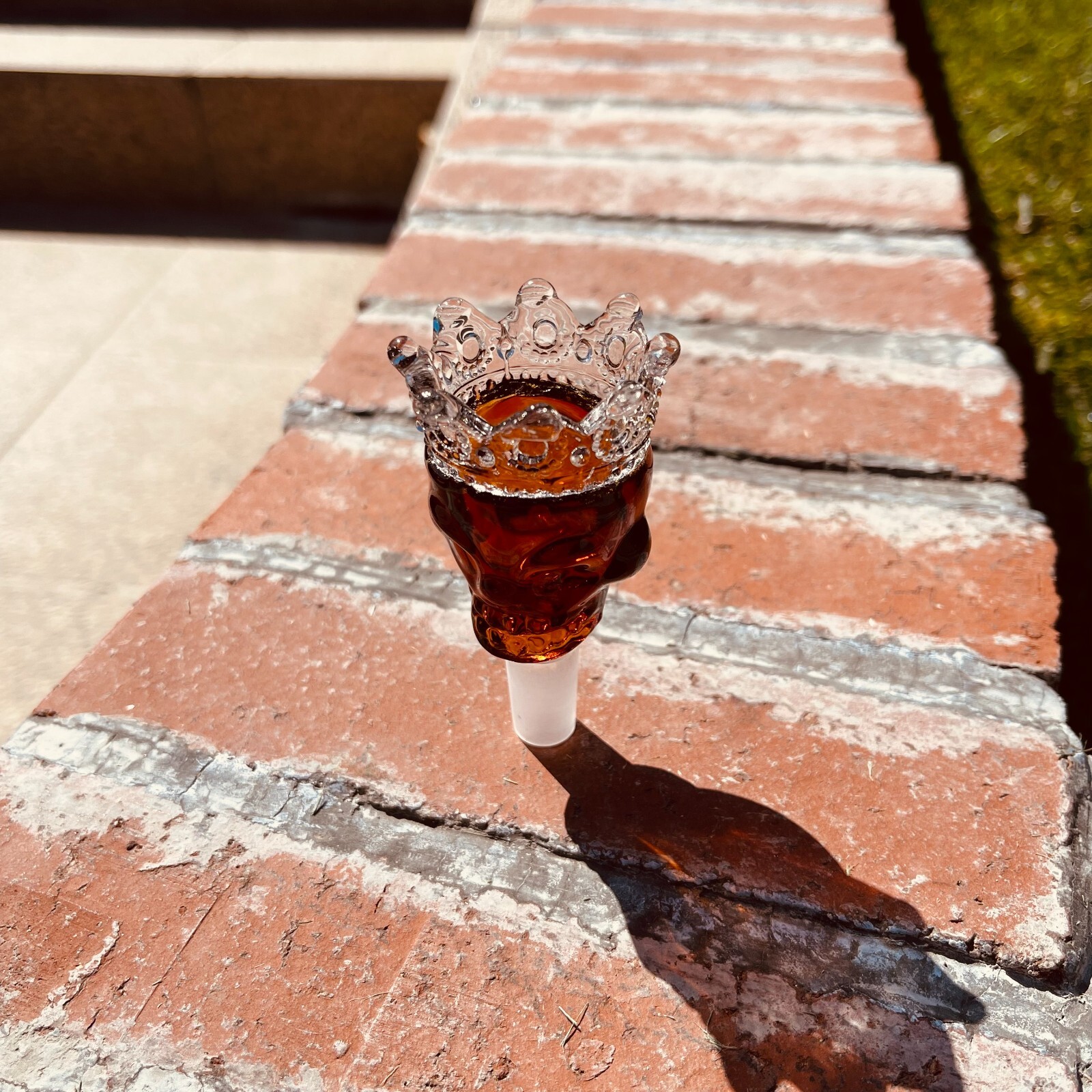Premium 14mm Thick Glass Red Ghost King in Crown Bowl Head for Water Bong
