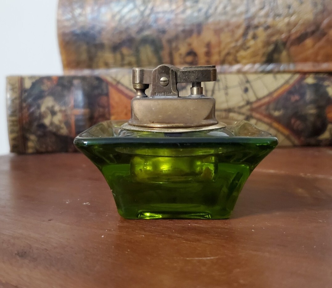 Vintage Green Glass Desktop Table Lighter – Four Star – Japan