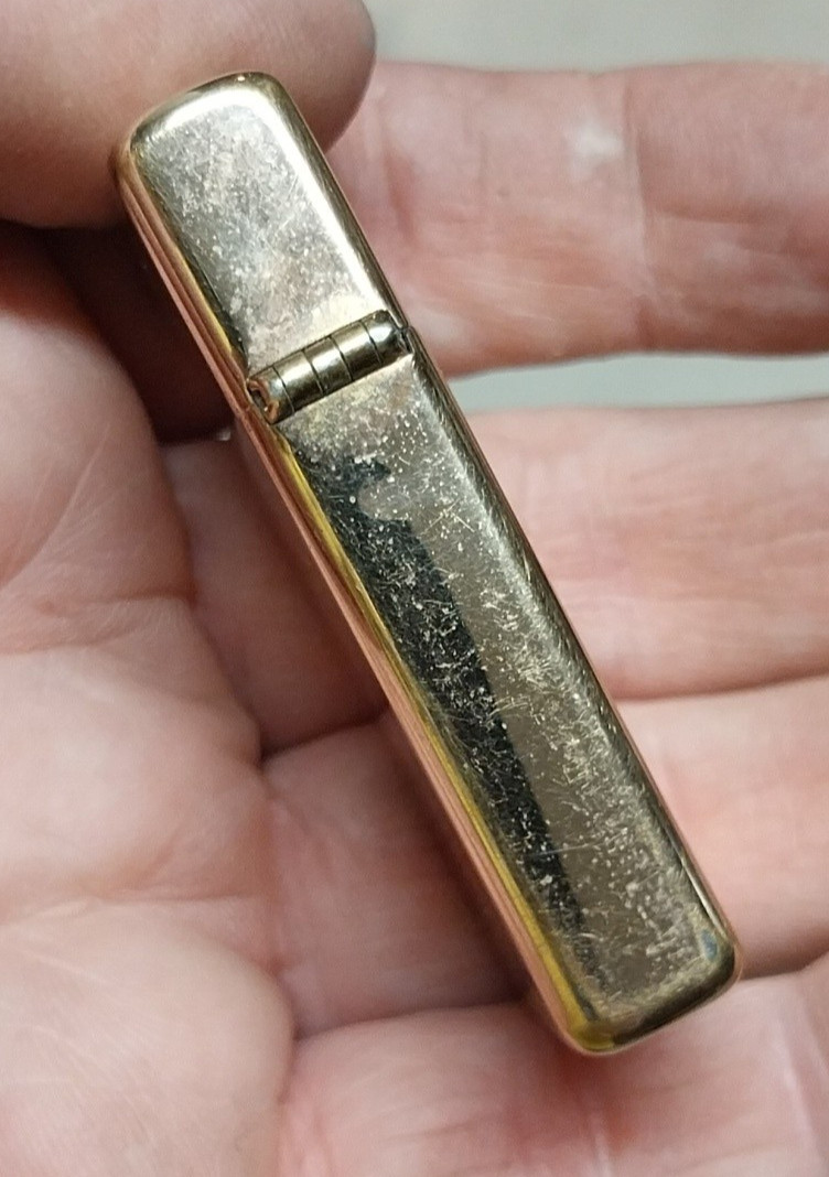 ZIPPO ROSE GOLD SLIM LIGHTER 2000