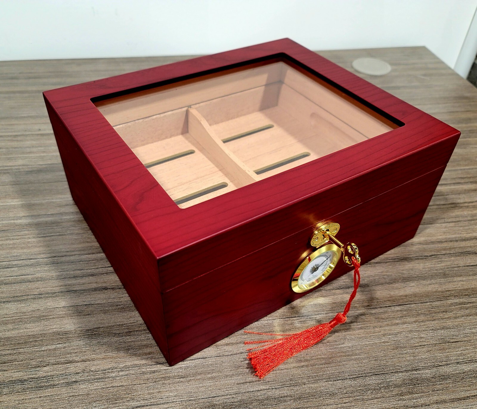 Lockable Prestige Import Group Chalet Glasstop Cherry Cigar Humidor 50 Cigars