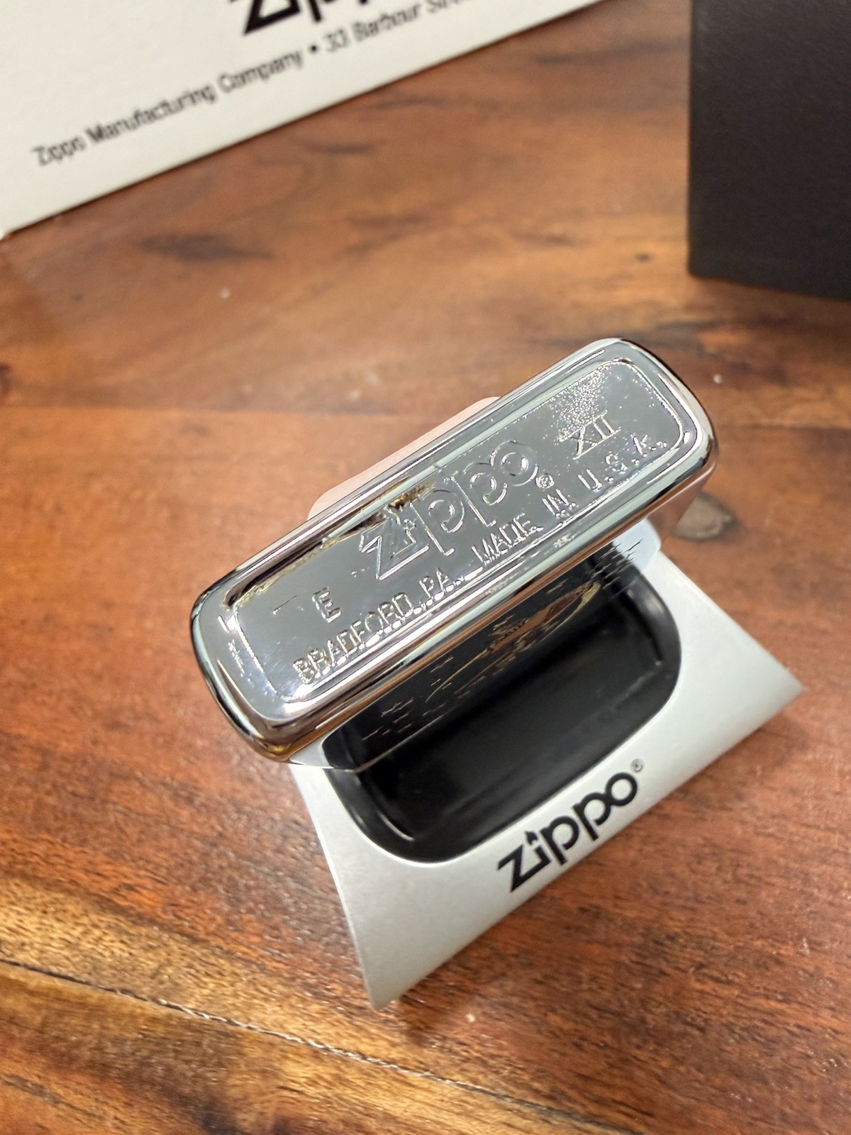 GENUINE Zippo Lighter MILLER HIGH LIFE LADY ON MOON Polished Chrome 1996 NEW