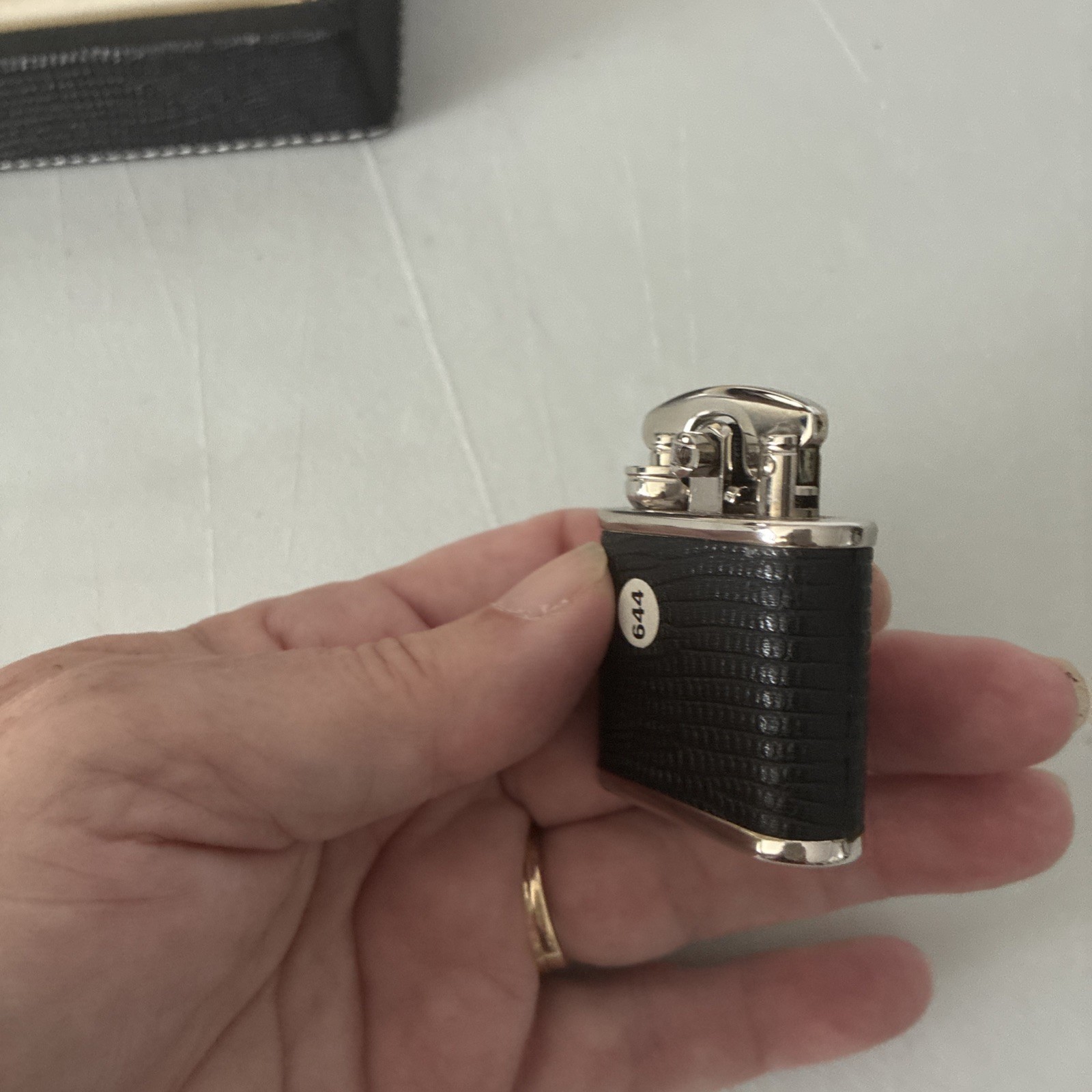 COLIBRI : Chronicle Limited Edition Flint, Butane, Lighter Leather Wrap and Case