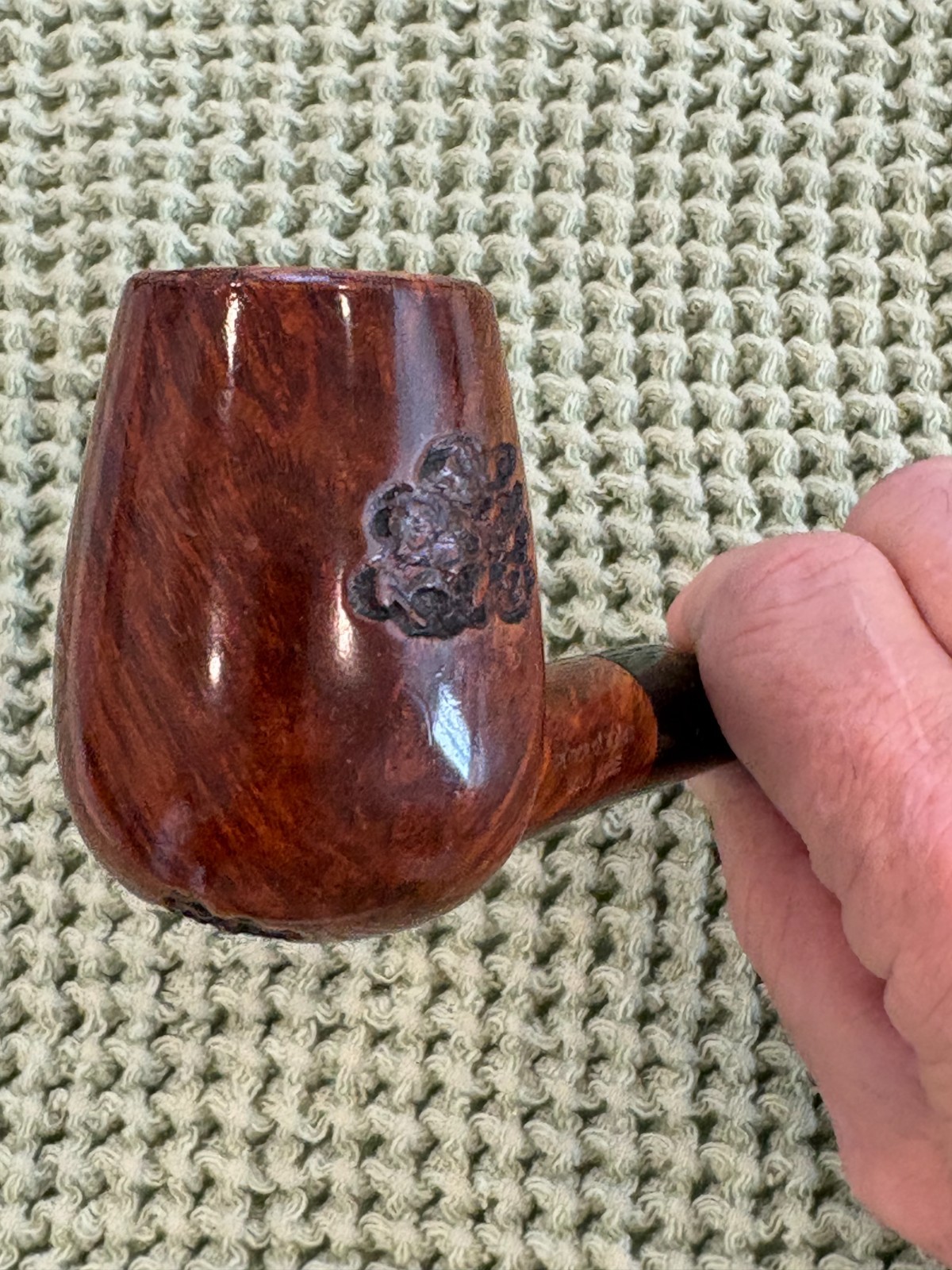 PRINCE OF WALES MADE BY SAVANELLI LARGE BRANDY HAND TOOLED GREEN ACRYLIC STEM