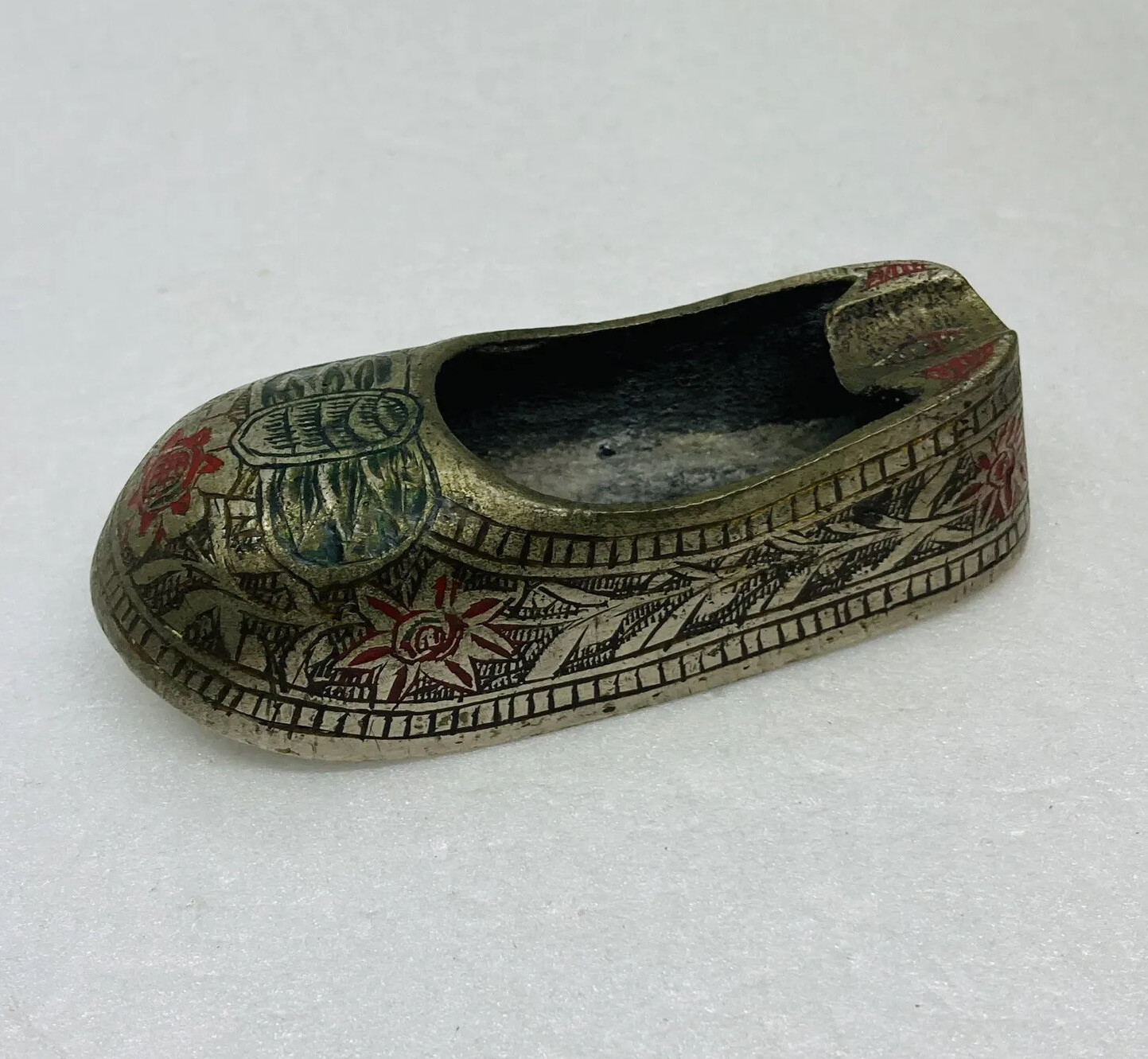 Vintage 1970s Brass Shoe Ashtray Daisy Flower Engraved Ornate Art Decor O