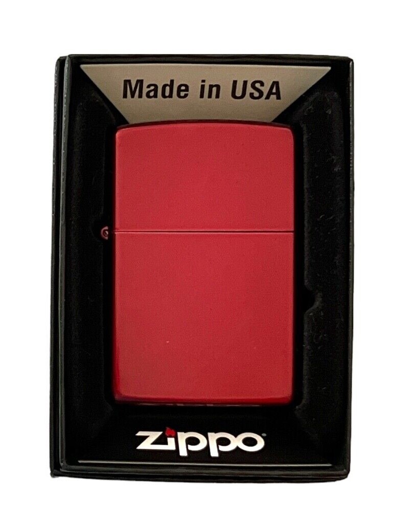 Zippo Windproof Lighter, Candy Apple Red With GOLD Insert, 21063BI, New In Box