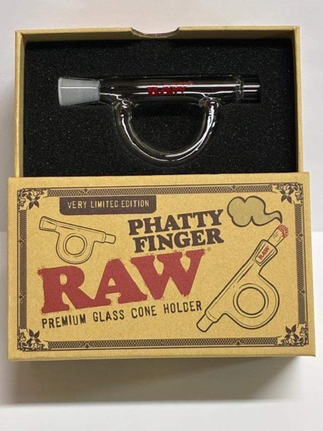 RAW Rolling Papers PHATTY FINGER – PREMIUM GLASS CONE HOLDER- LIMITED EDITION