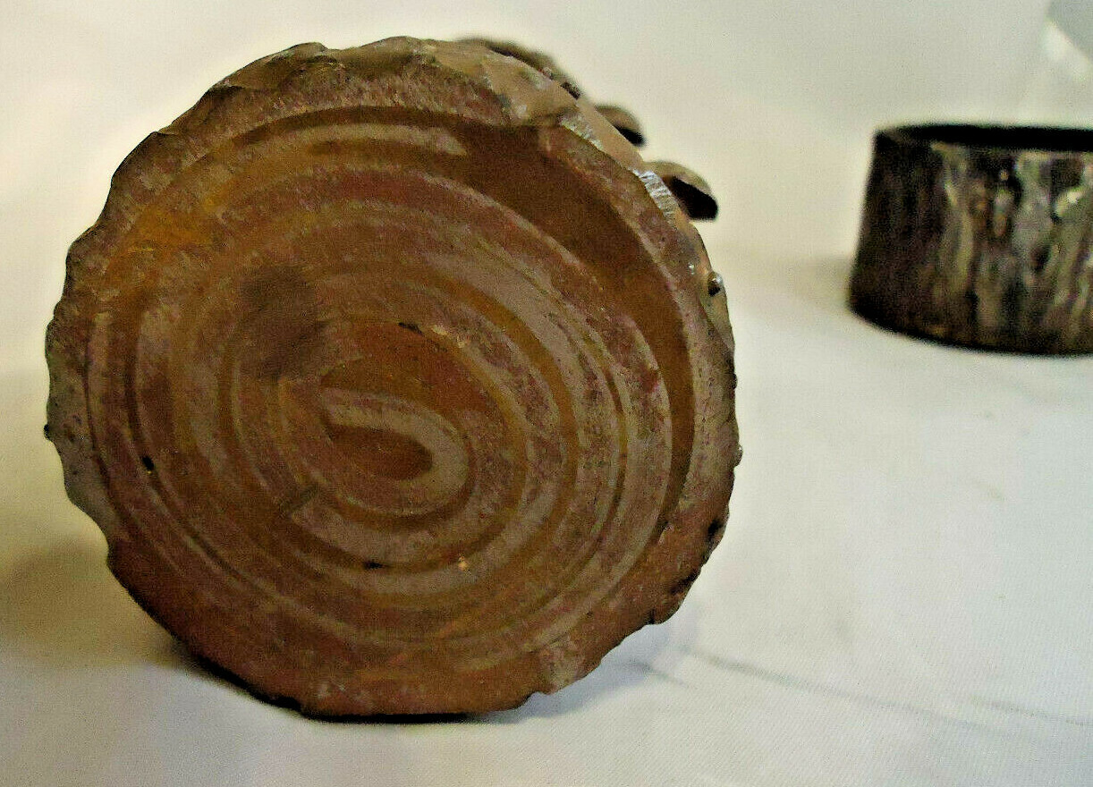 VINTAGE HEAVY IRON LOG SHAPED ASHTRAY 8″ LONG PROBABLY HOMEMADE?