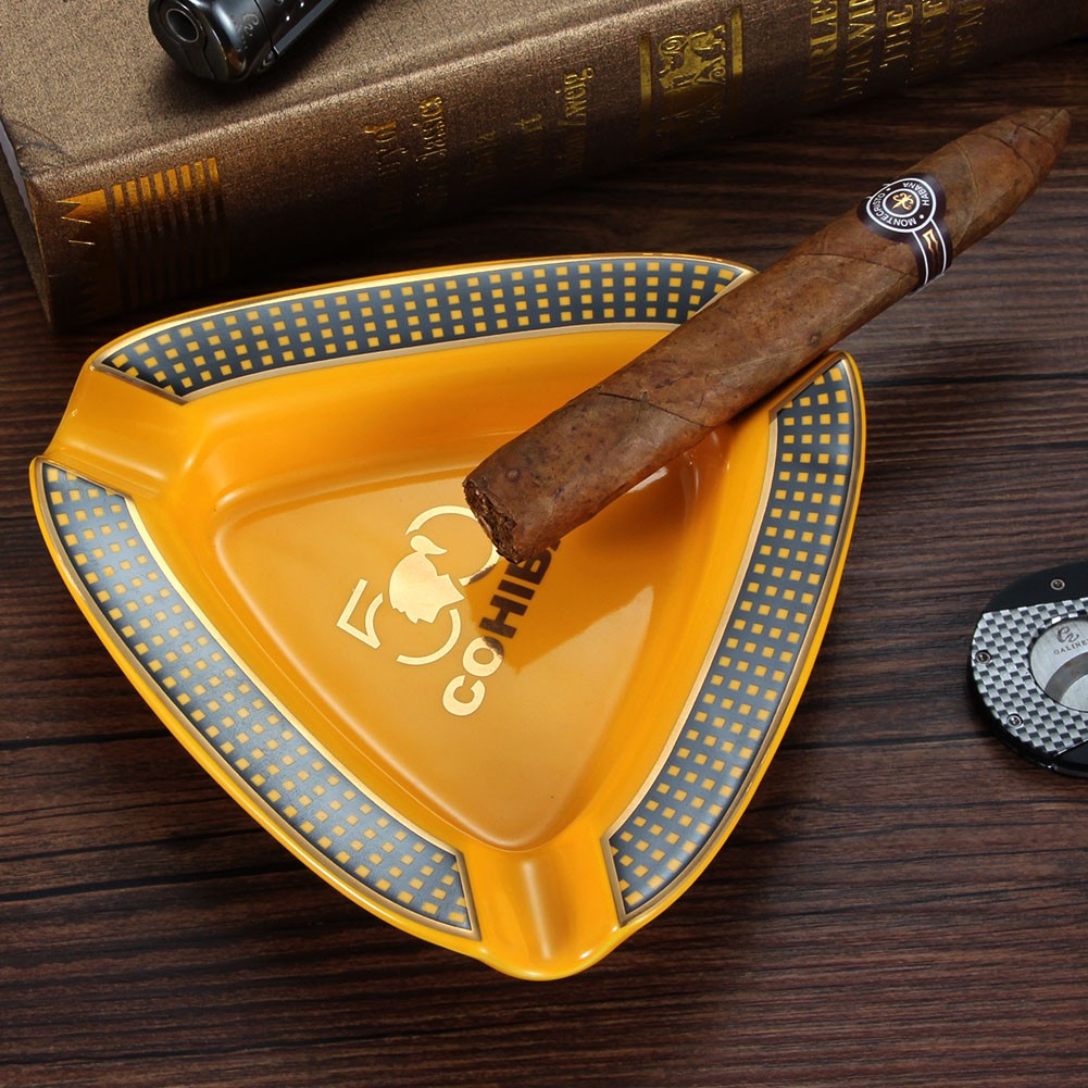 Portable Cigar Humidor Brown Vintage Leather Cedar Wood Case 4 Cigars Ashtray