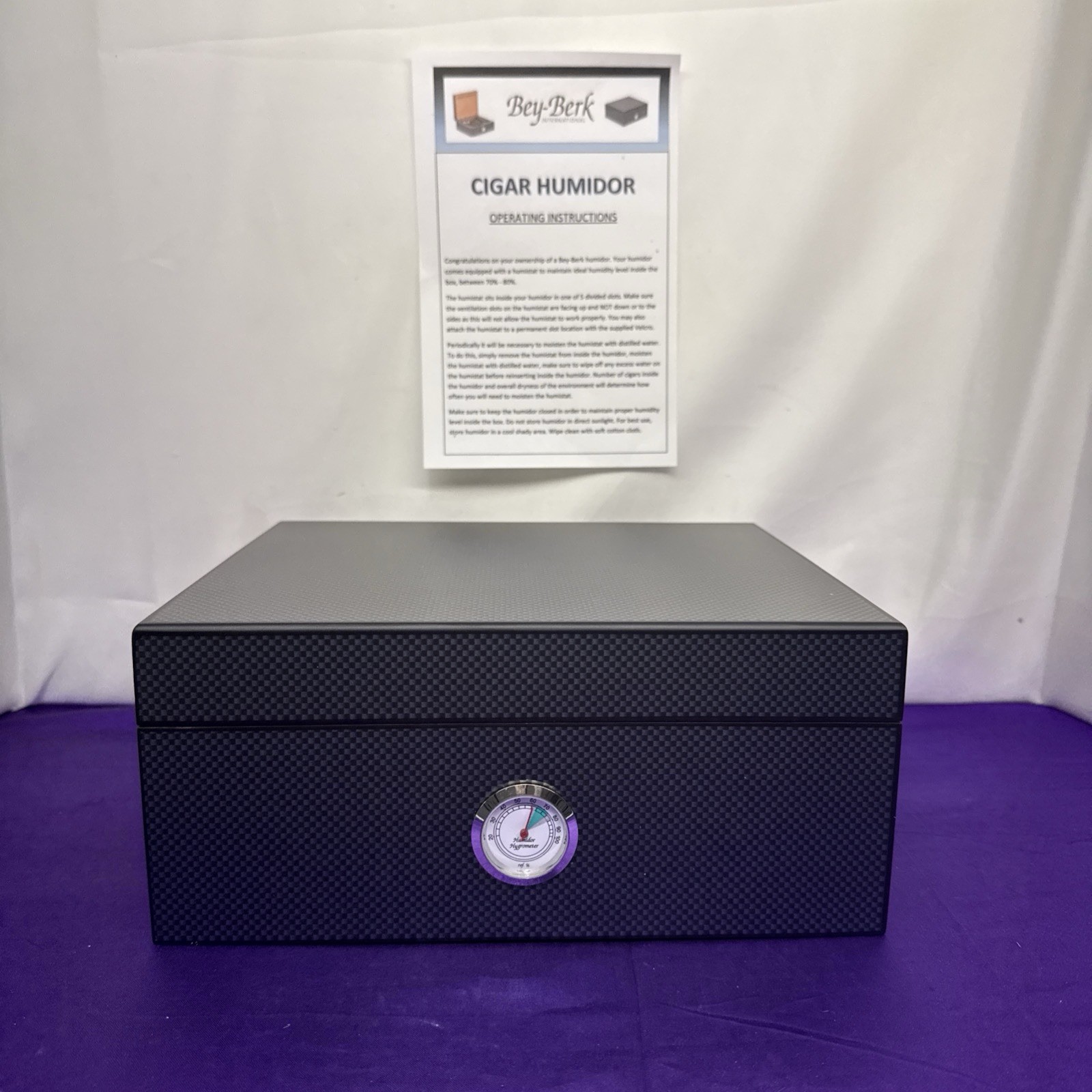 Bey-Berk International C421 Carbon Fiber Design Humidor Set Black & Grey – 6