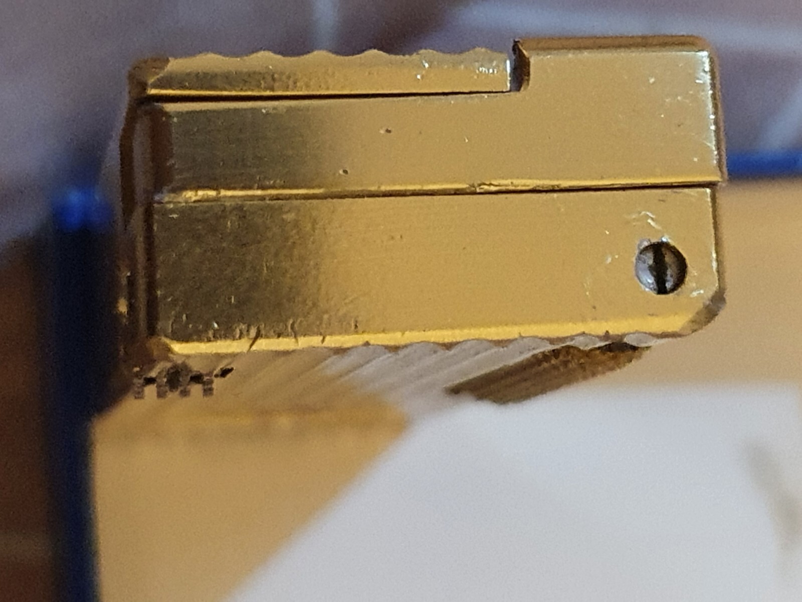 Penguin Cygnus lighter NOS Never Struck (CALTEX)
