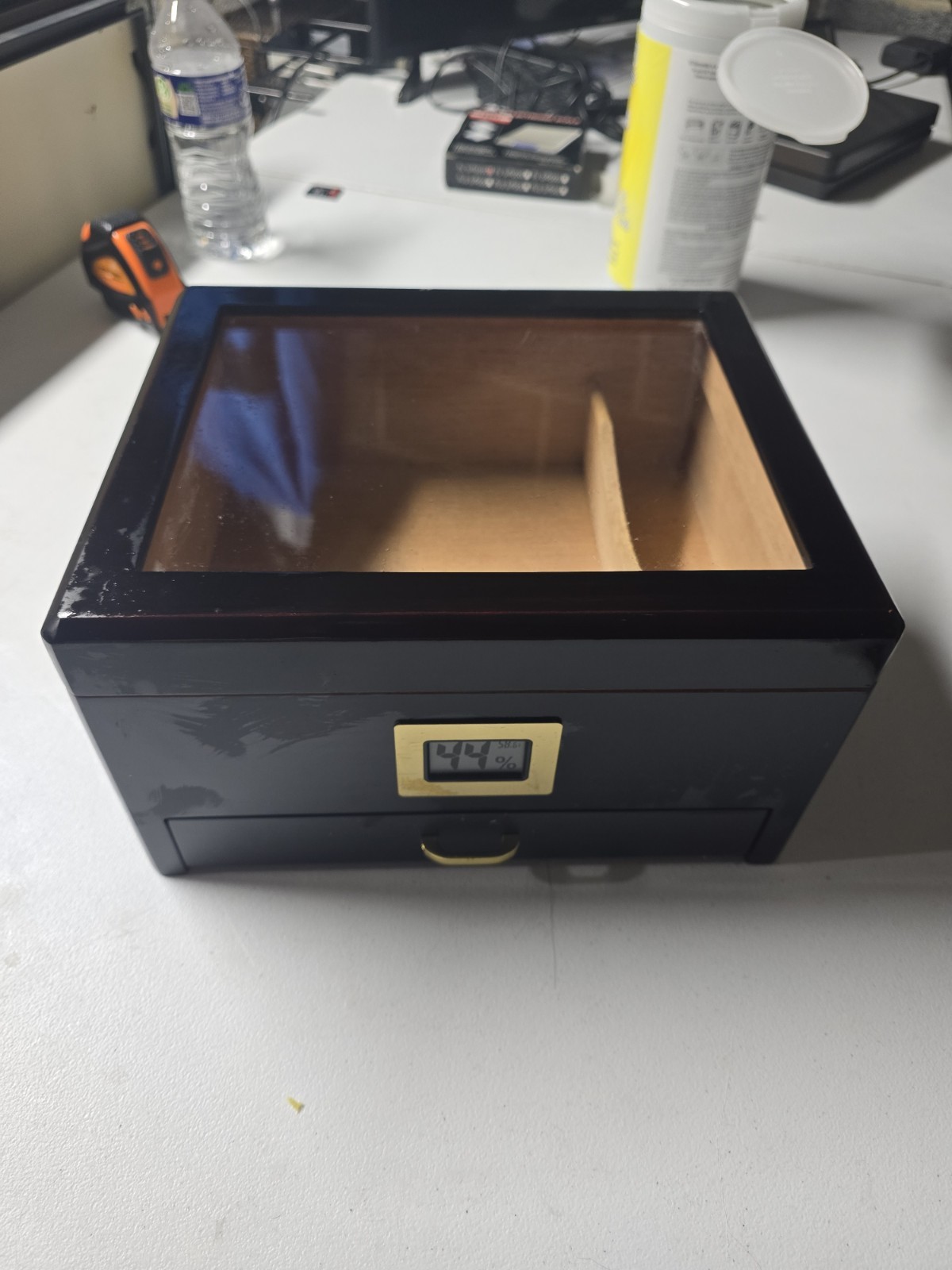 Woodronic Cedar-Lined Display Storage Box Glass Top, Drawer & Digital Hygrometer